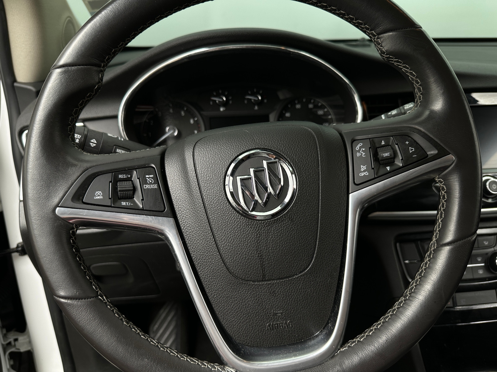 Thumbnail: 2022 Buick Encore - 5