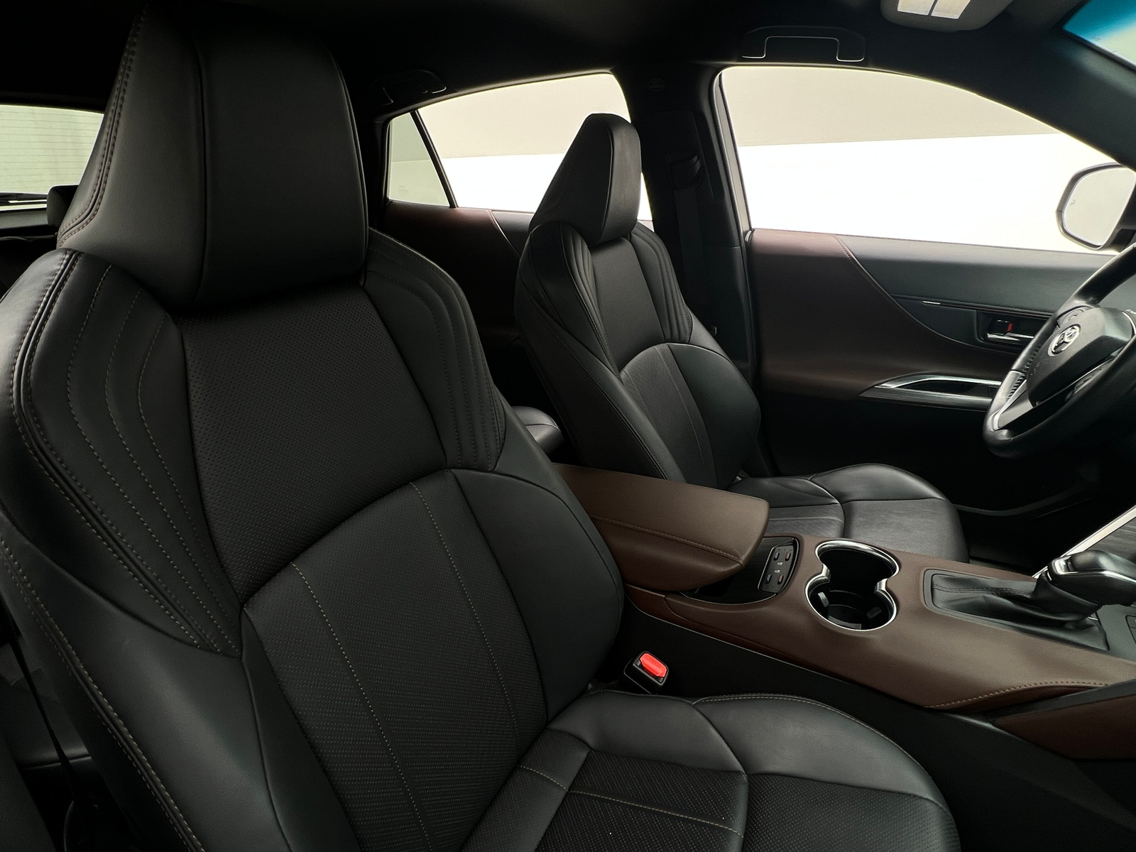 Thumbnail: 2021 Toyota Venza - 2