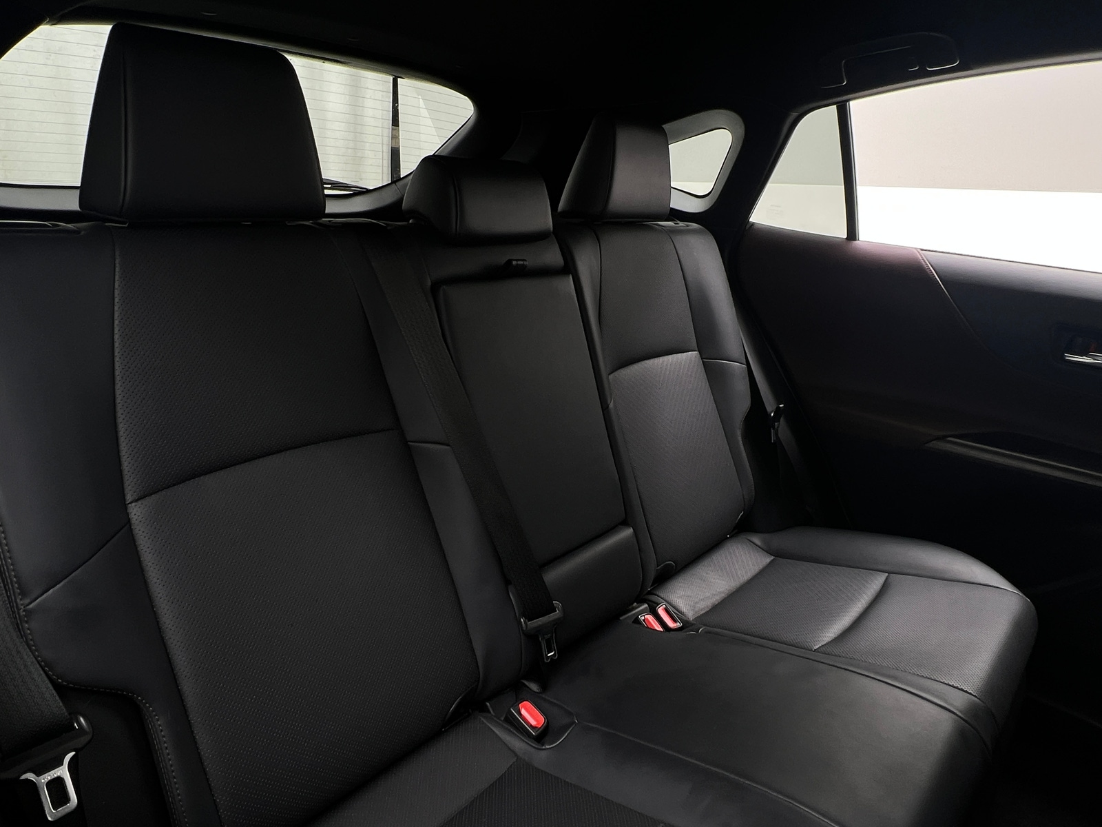 Thumbnail: 2021 Toyota Venza - 6