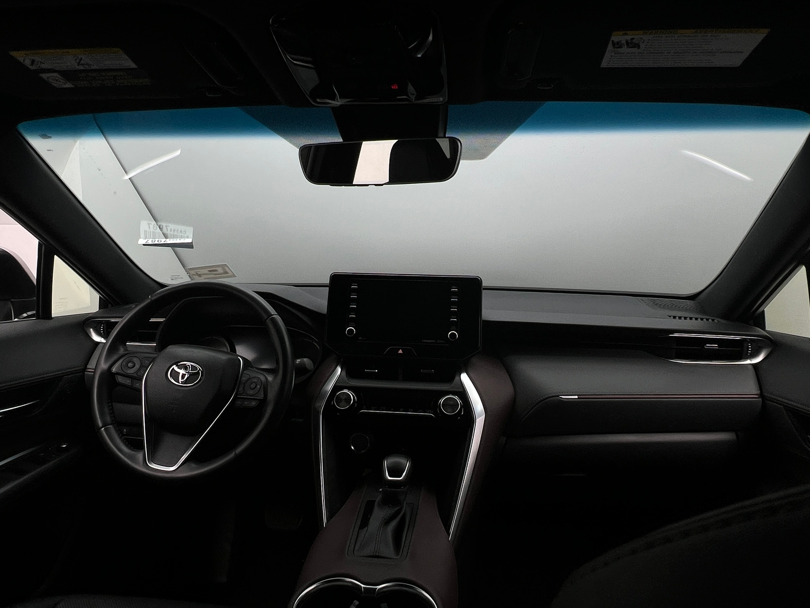 Thumbnail: 2021 Toyota Venza - 3