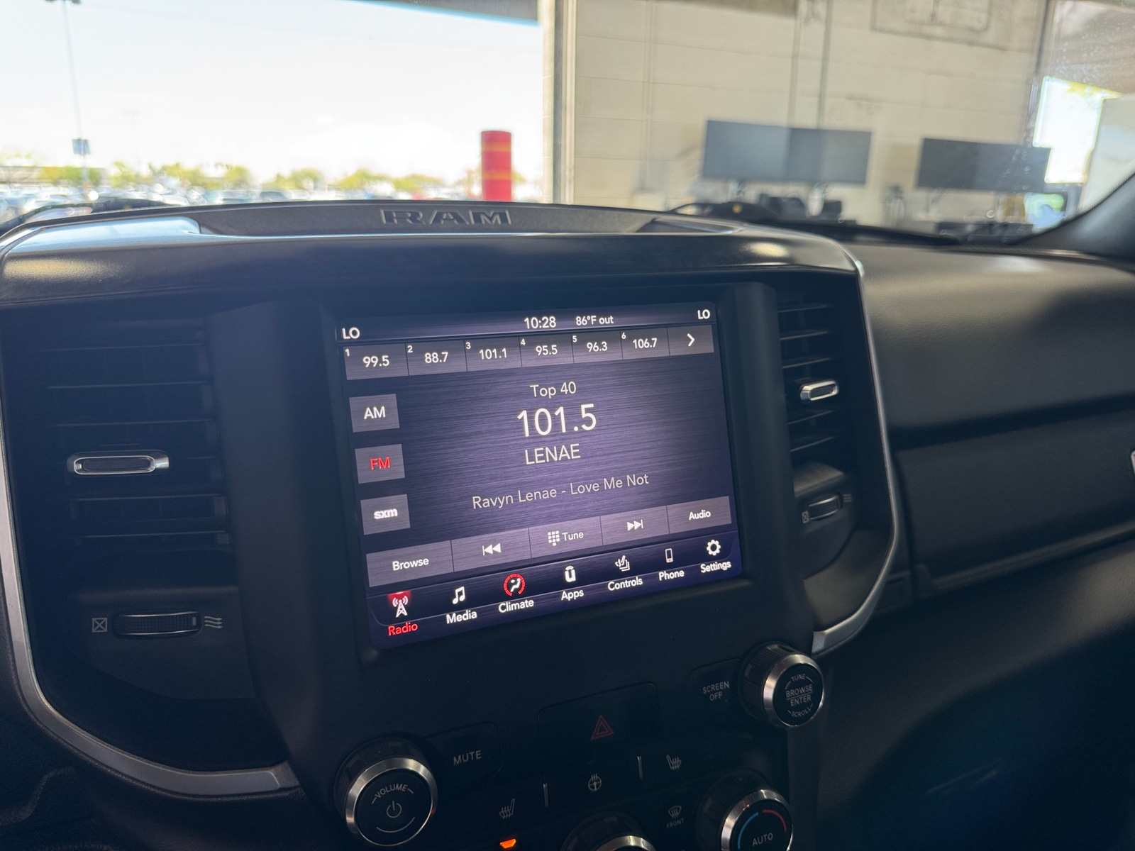 Thumbnail: 2019 RAM 1500 - 4