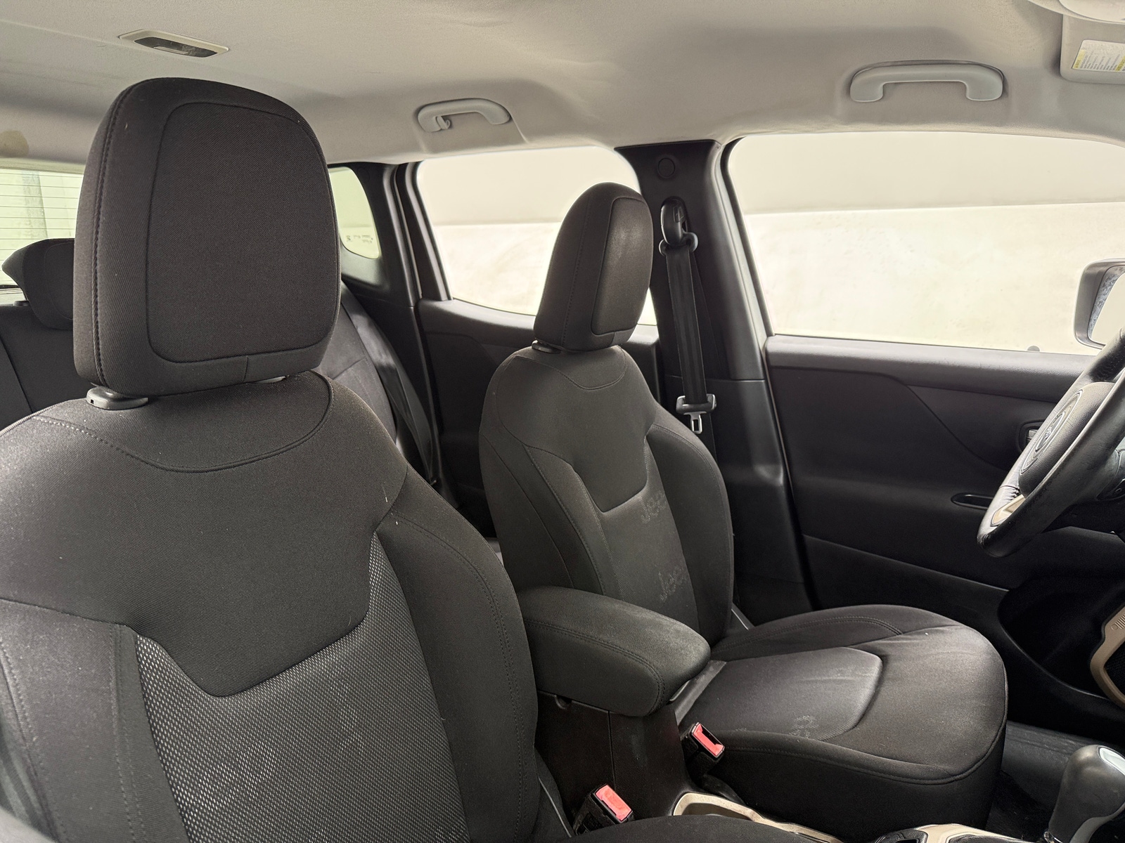Thumbnail: 2016 Jeep Renegade - 2