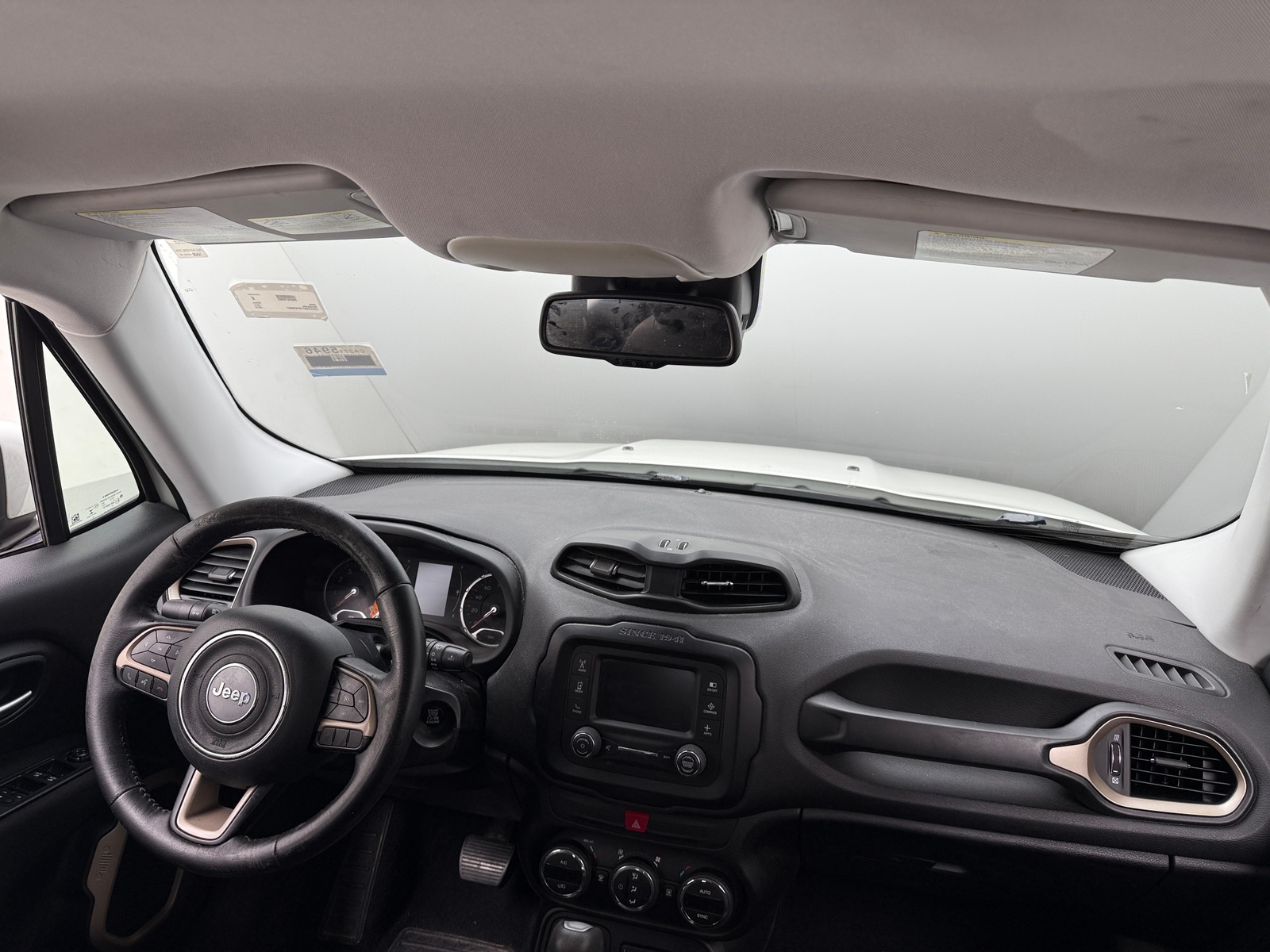 Thumbnail: 2016 Jeep Renegade - 3