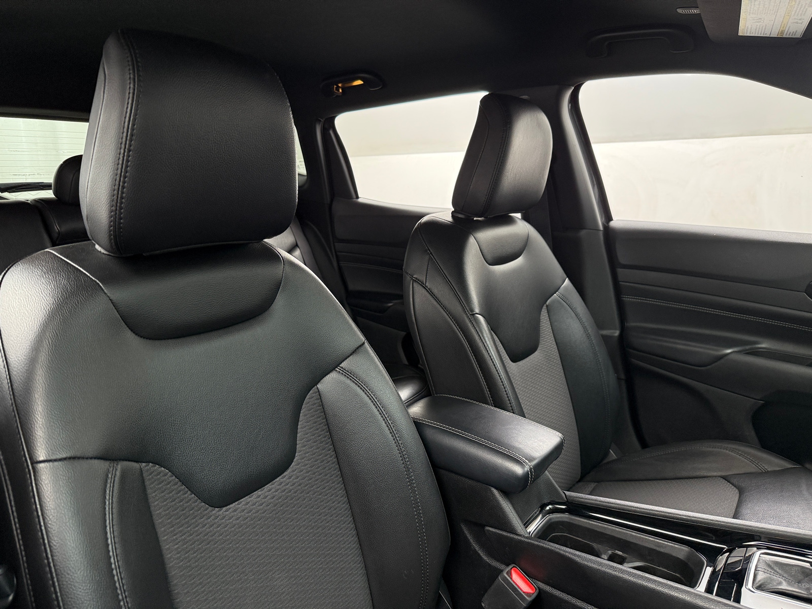 Thumbnail: 2022 Jeep Compass - 2