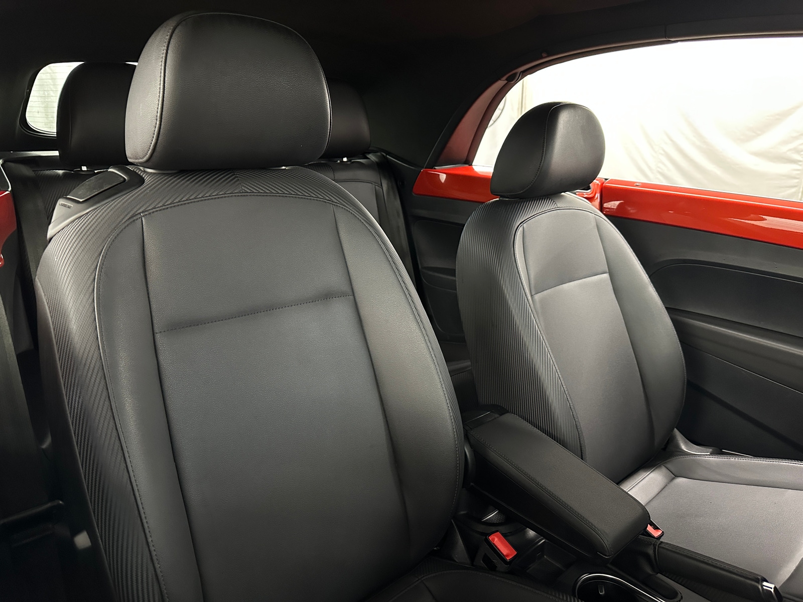 Thumbnail: 2018 Volkswagen Beetle - 2