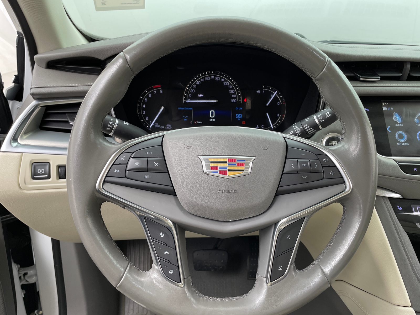 Thumbnail: 2019 Cadillac XT5 - 4