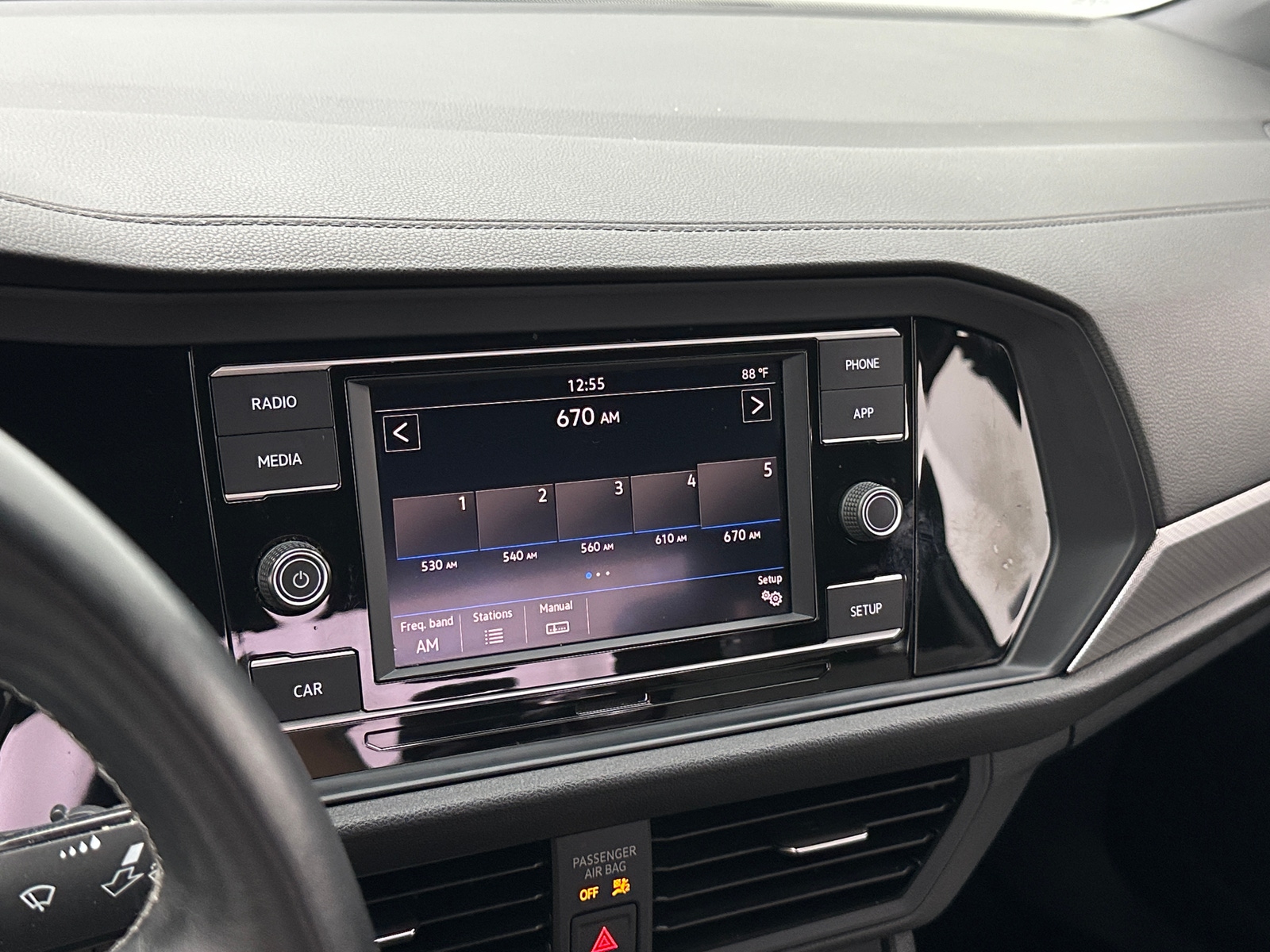 Thumbnail: 2019 Volkswagen Jetta - 3
