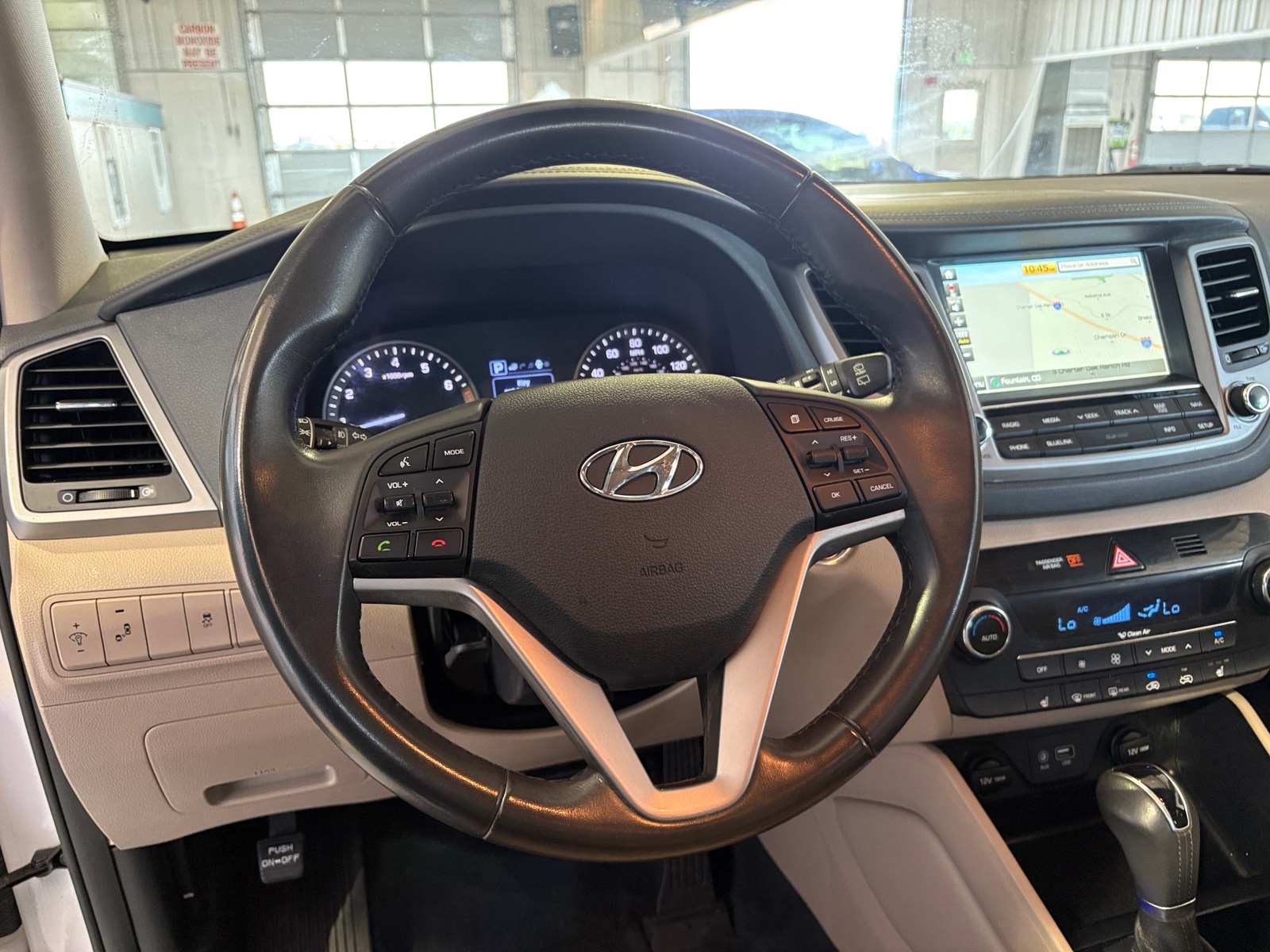 Thumbnail: 2017 Hyundai Tucson - 4