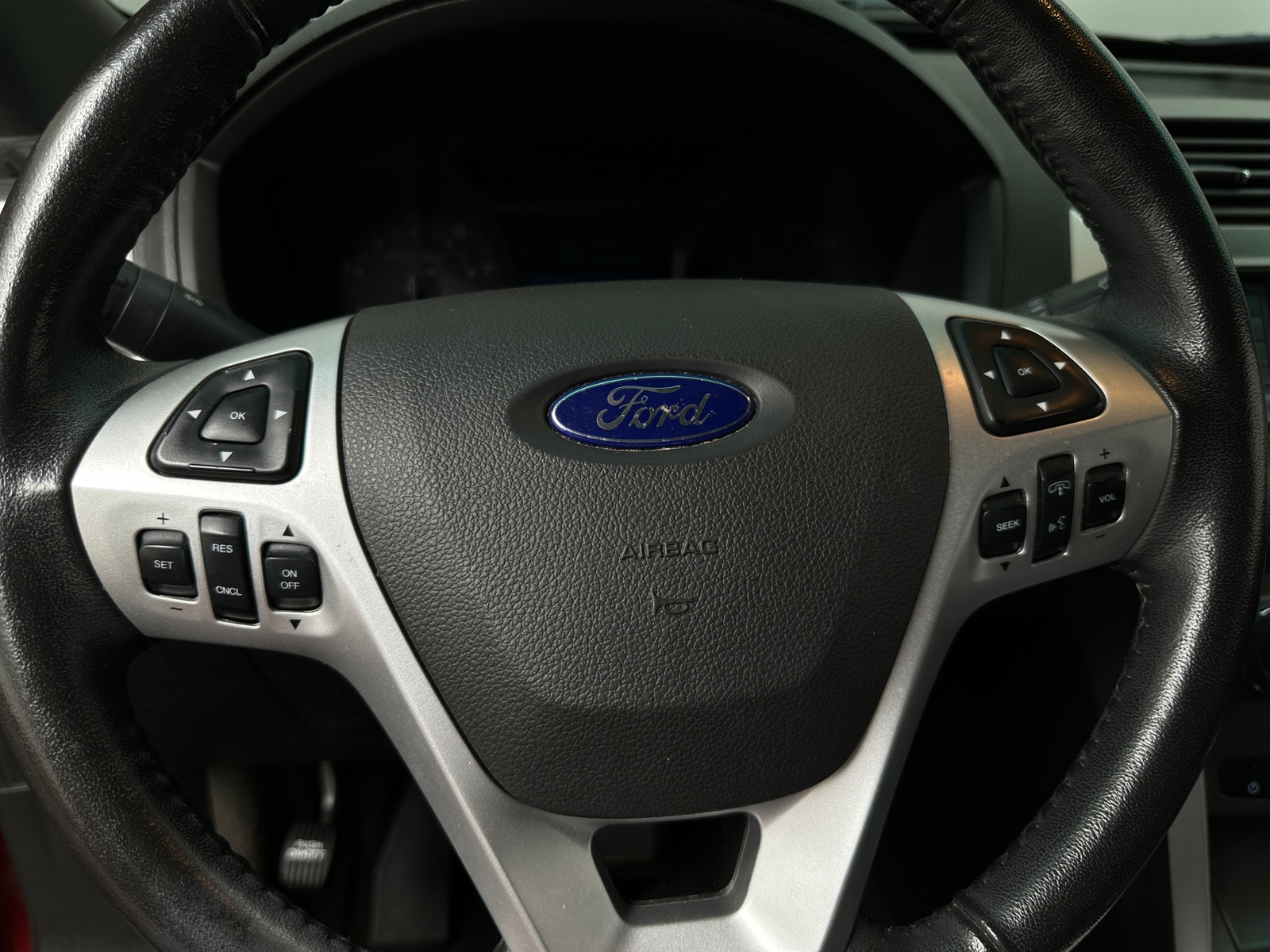 Thumbnail: 2015 Ford Explorer - 5