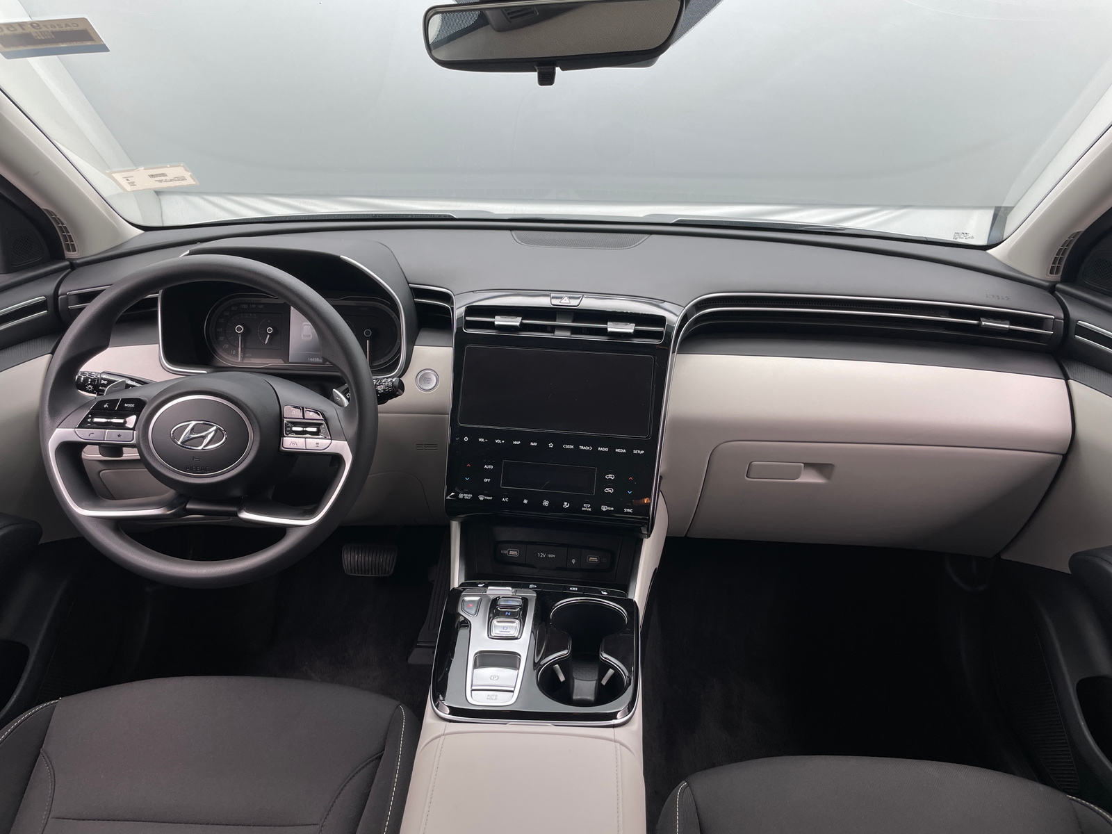 Thumbnail: 2024 Hyundai Tucson - 3