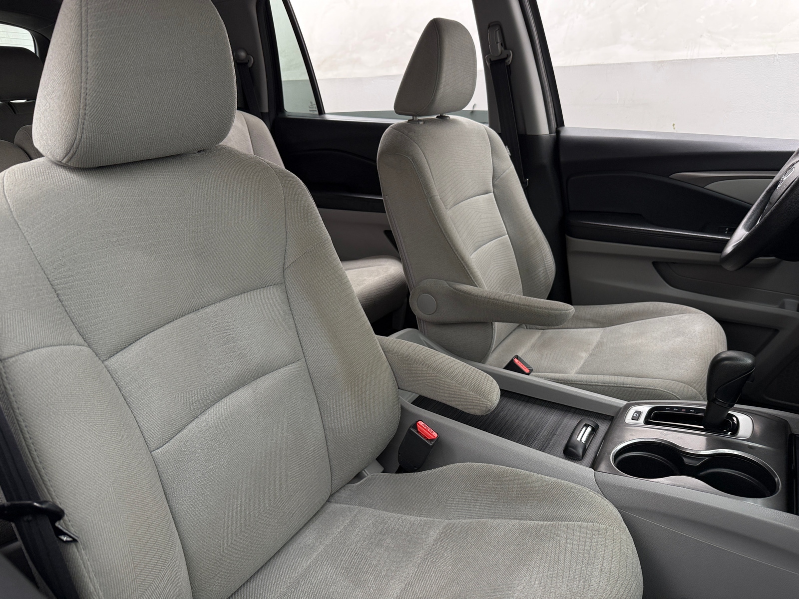 Thumbnail: 2016 Honda Pilot - 2