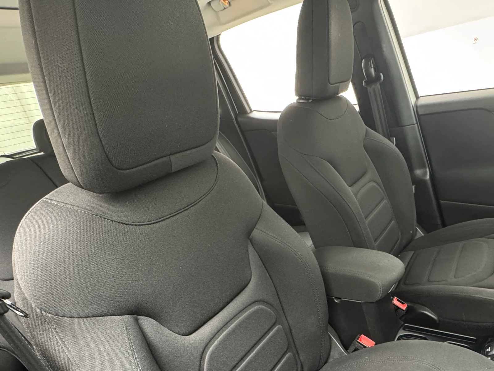 Thumbnail: 2018 Jeep Renegade - 2