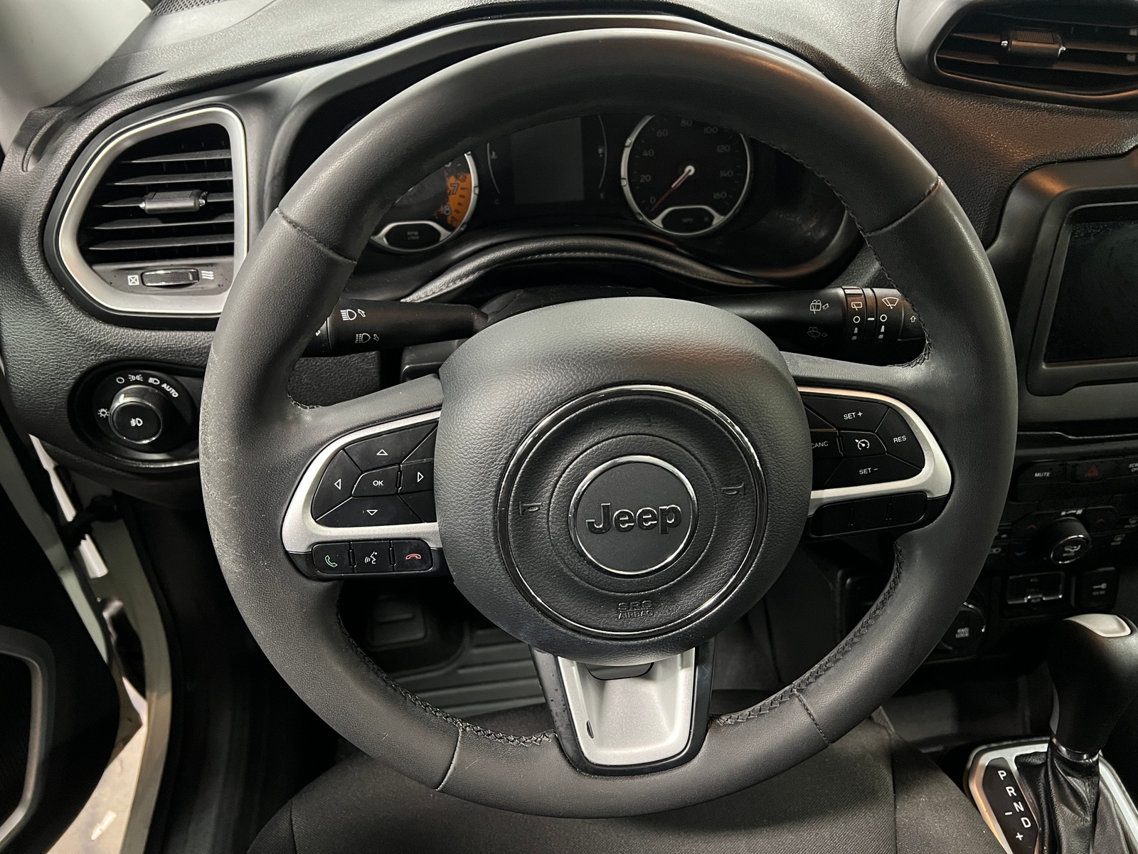 Thumbnail: 2018 Jeep Renegade - 5