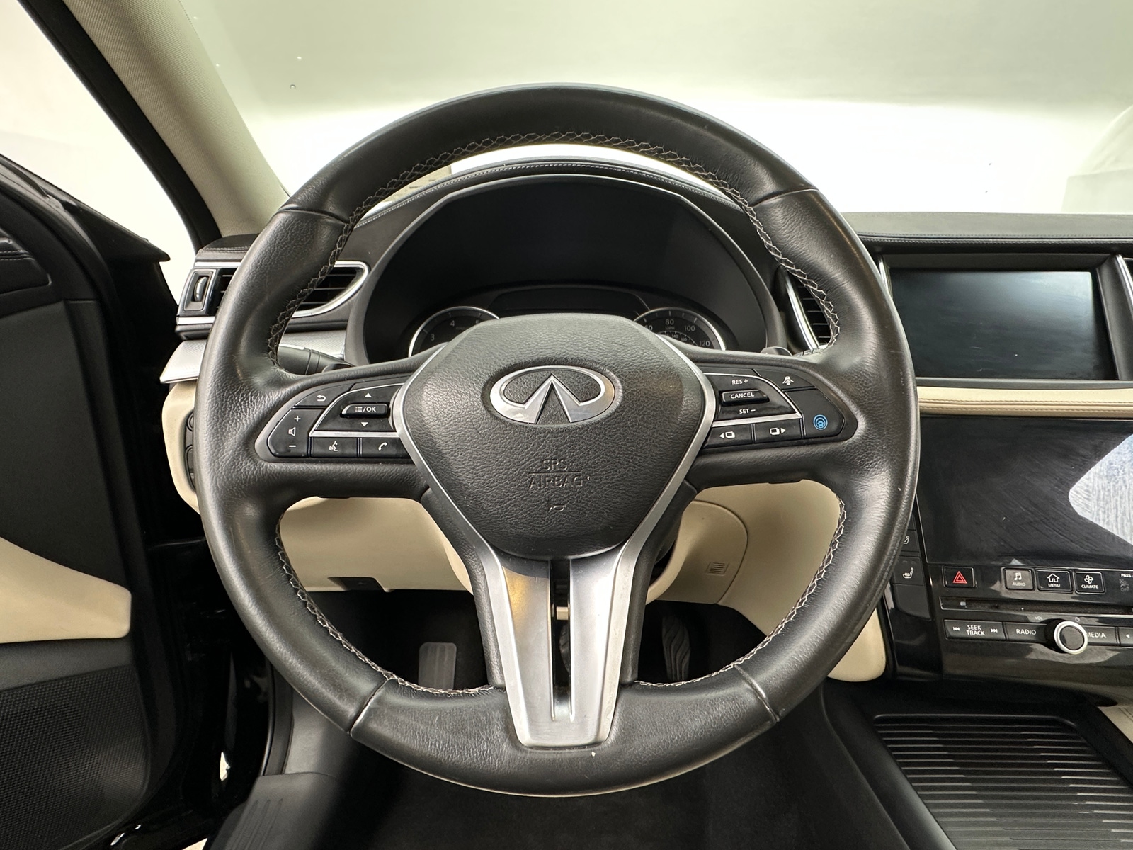 Thumbnail: 2021 INFINITI QX50 - 4