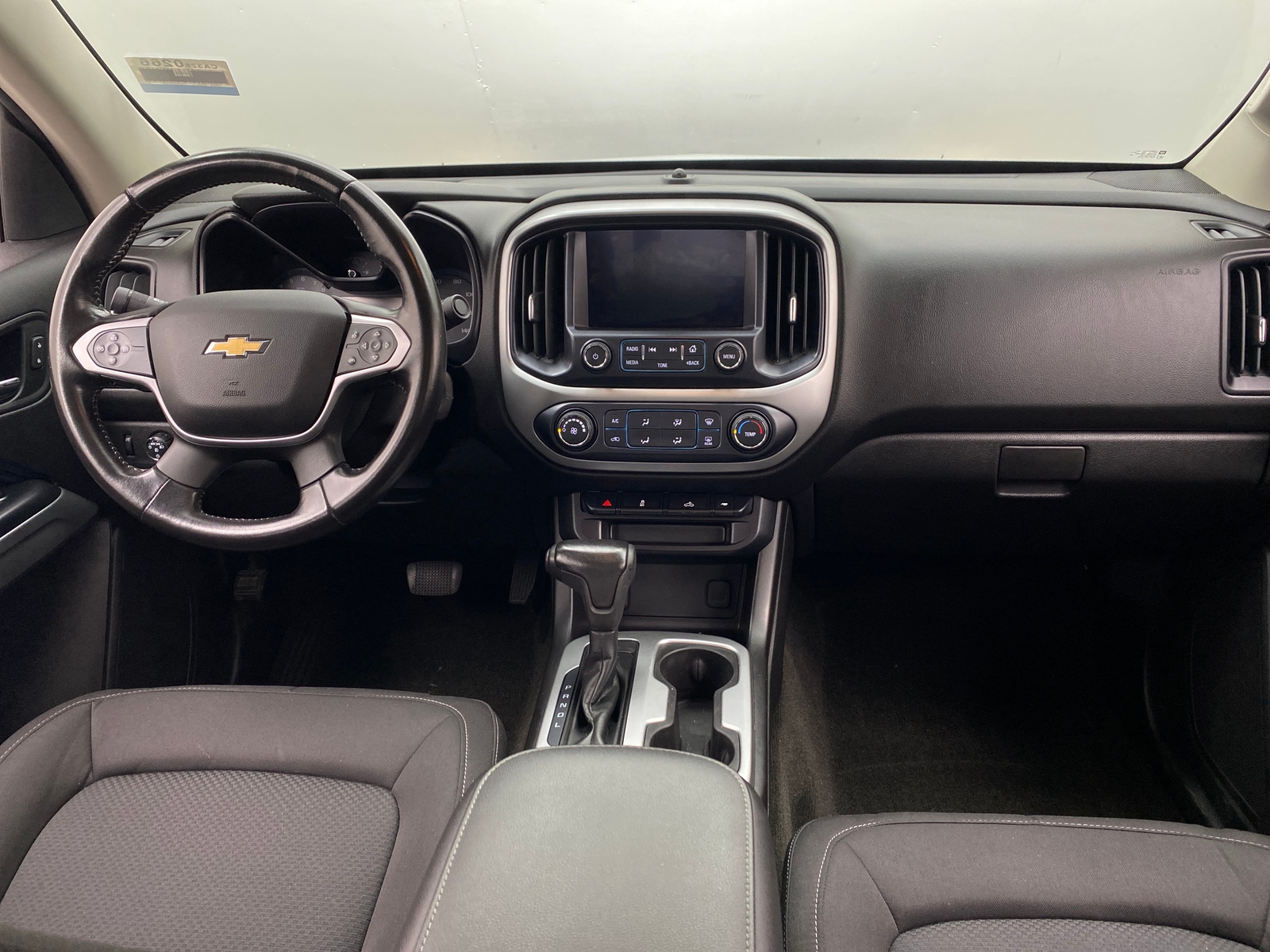 Thumbnail: 2018 Chevrolet Colorado - 3