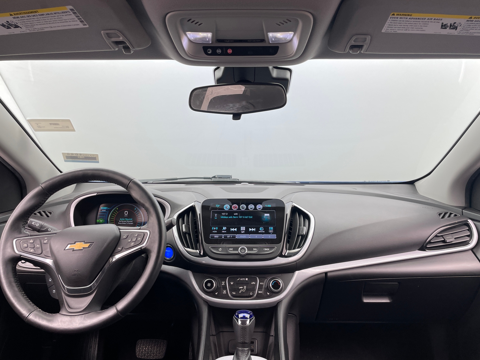 Thumbnail: 2017 Chevrolet Volt - 3
