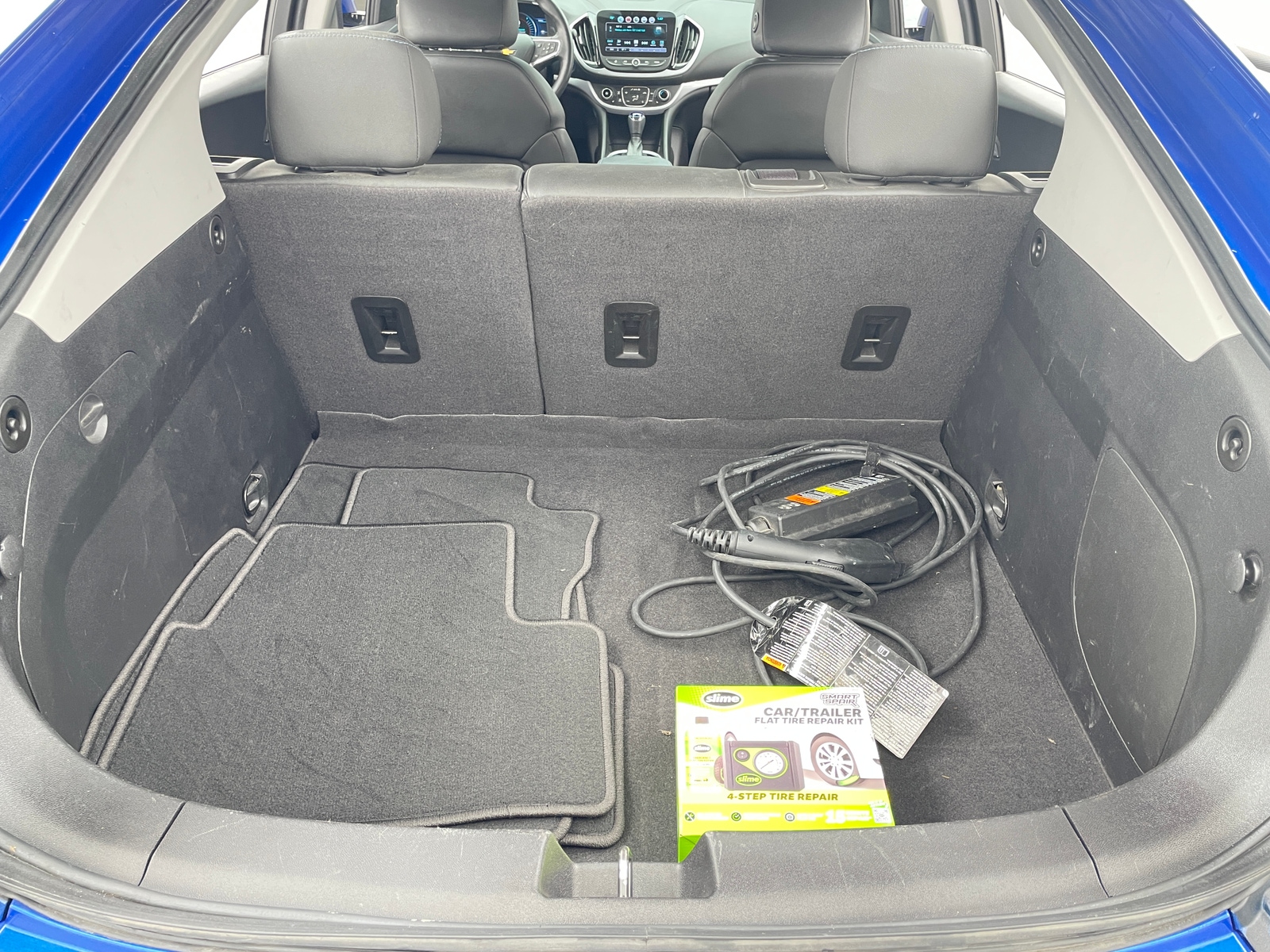 Thumbnail: 2017 Chevrolet Volt - 7