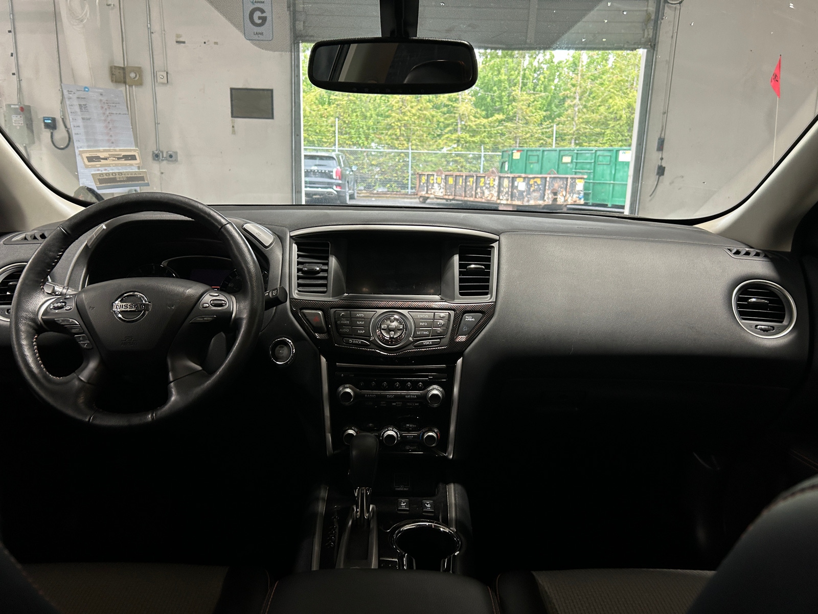 Thumbnail: 2019 Nissan Pathfinder - 3