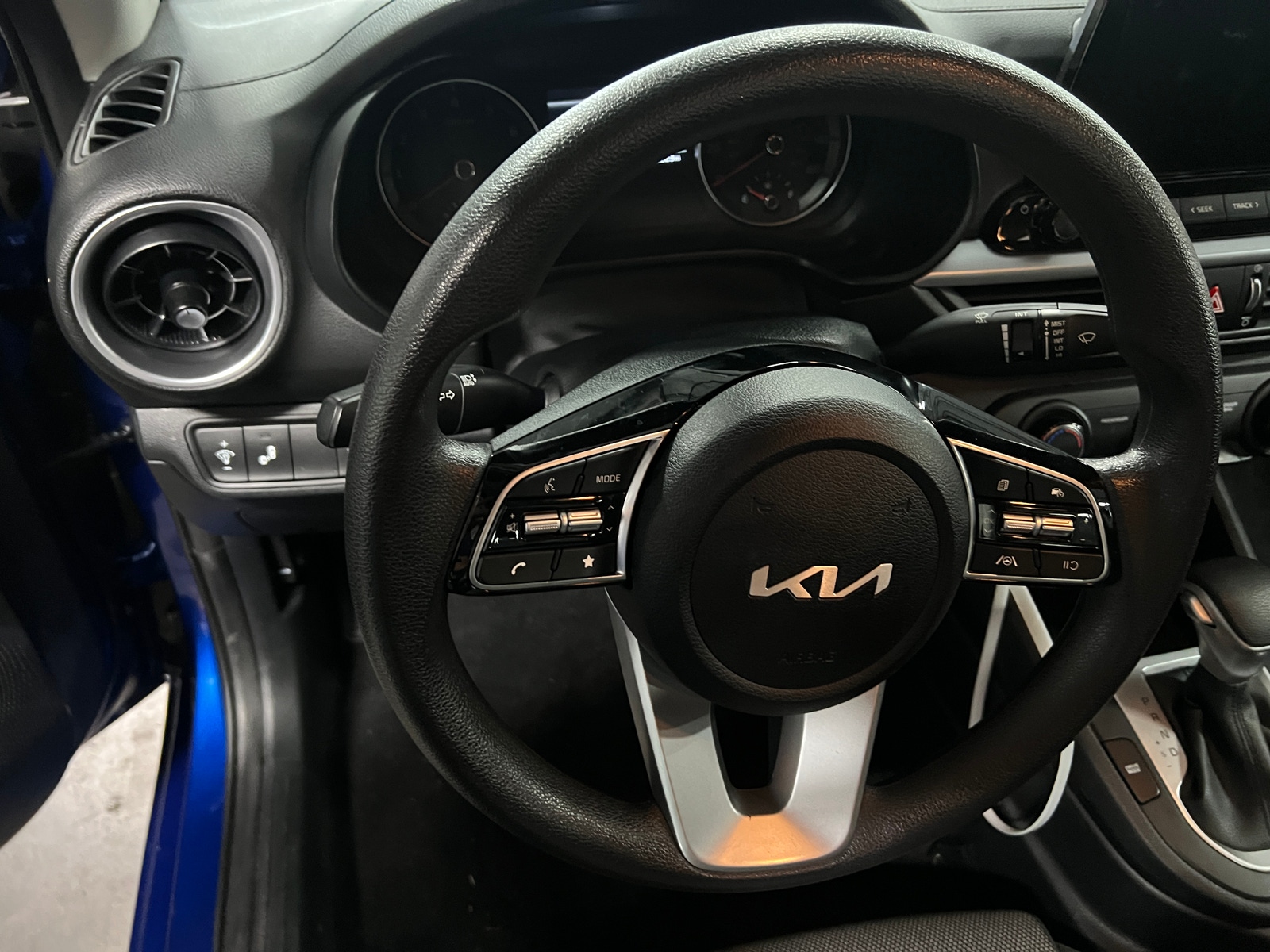 Thumbnail: 2024 Kia Forte - 5