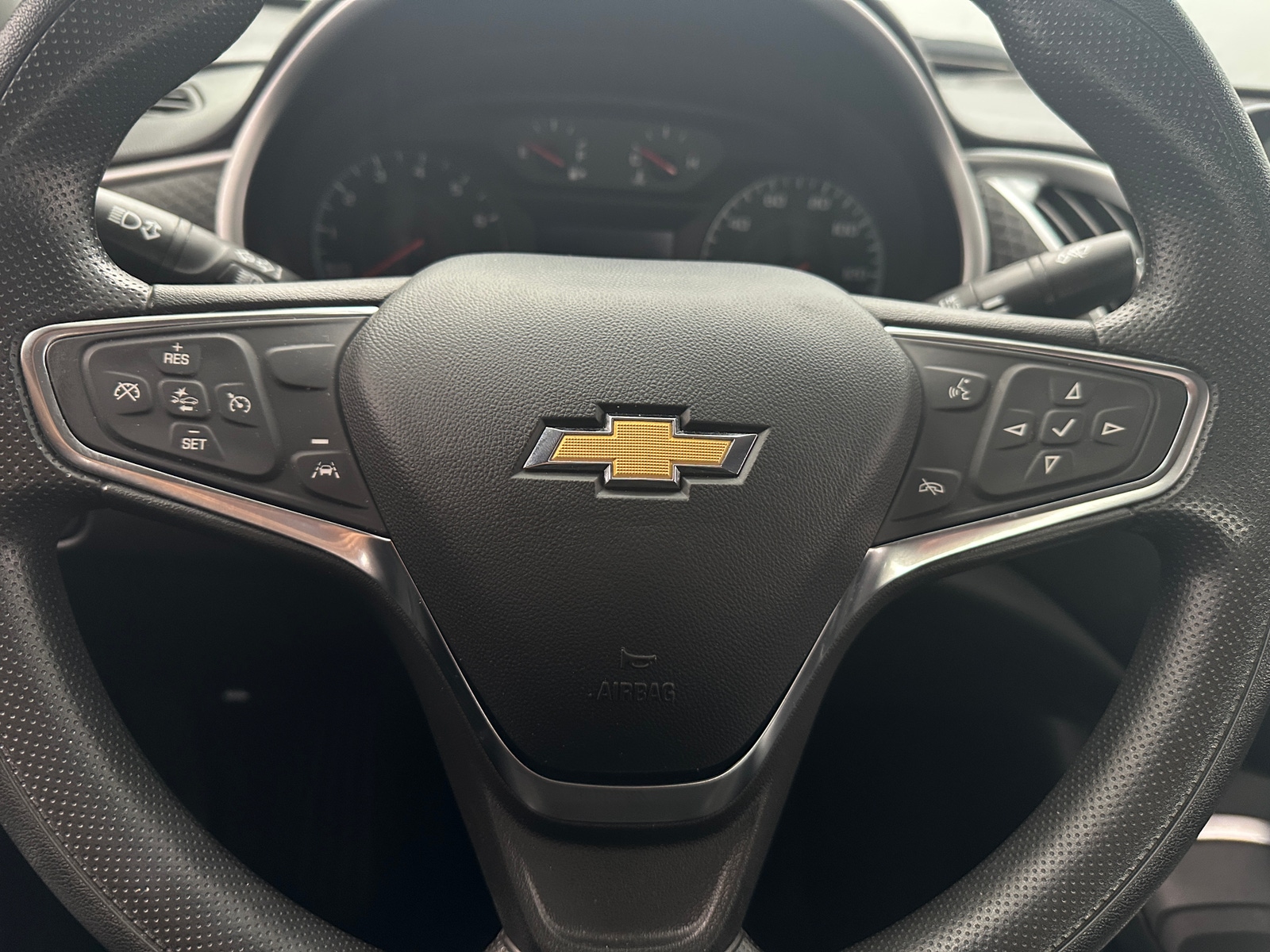 Thumbnail: 2024 Chevrolet Malibu - 5