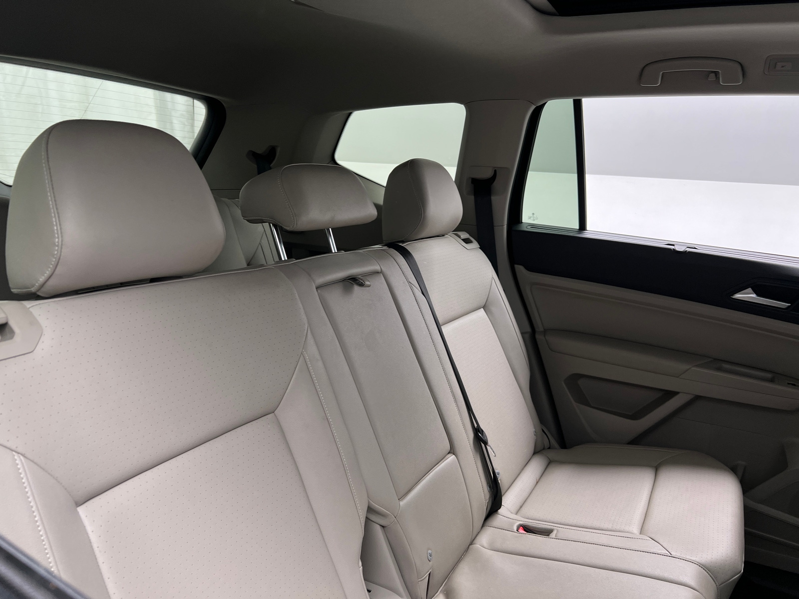 Thumbnail: 2021 Volkswagen Atlas - 5