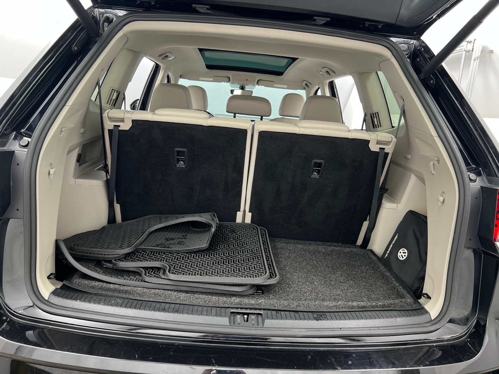 Thumbnail: 2021 Volkswagen Atlas - 6