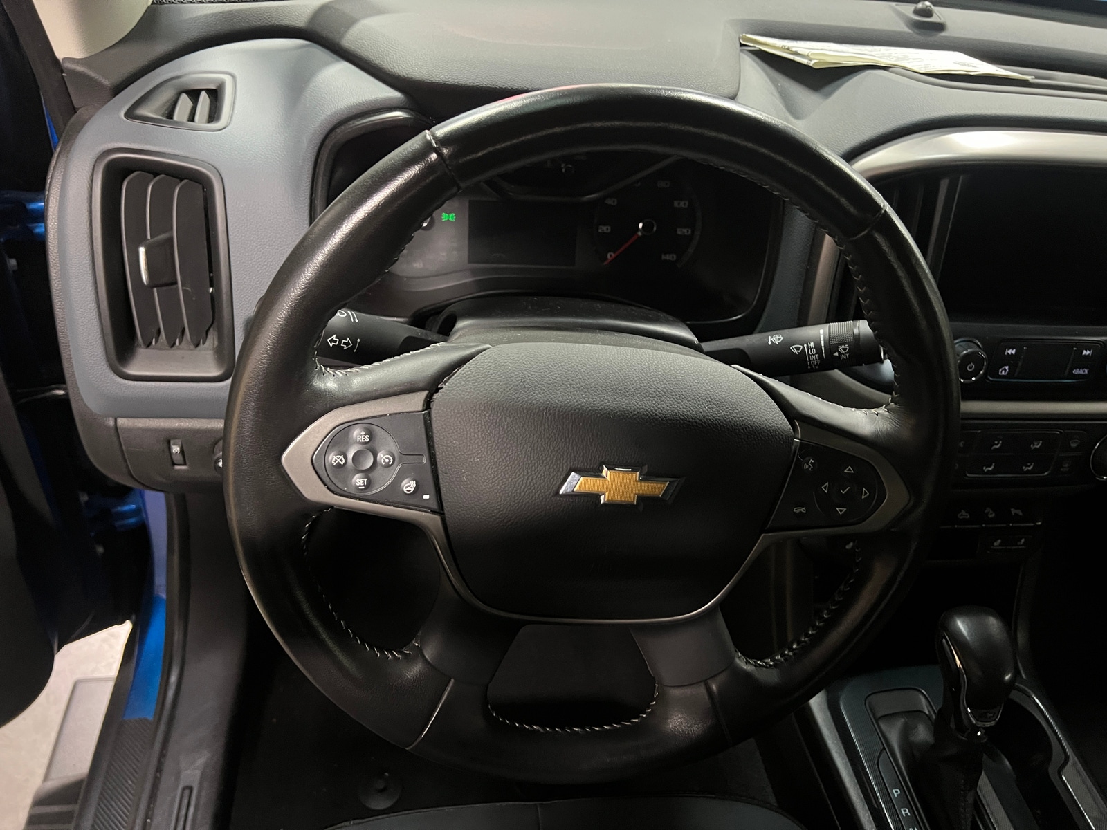 Thumbnail: 2022 Chevrolet Colorado - 4