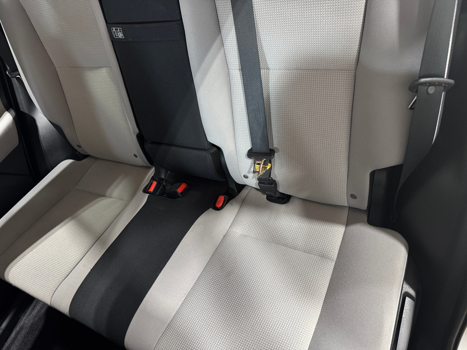 Thumbnail: 2018 Toyota RAV4 - 6