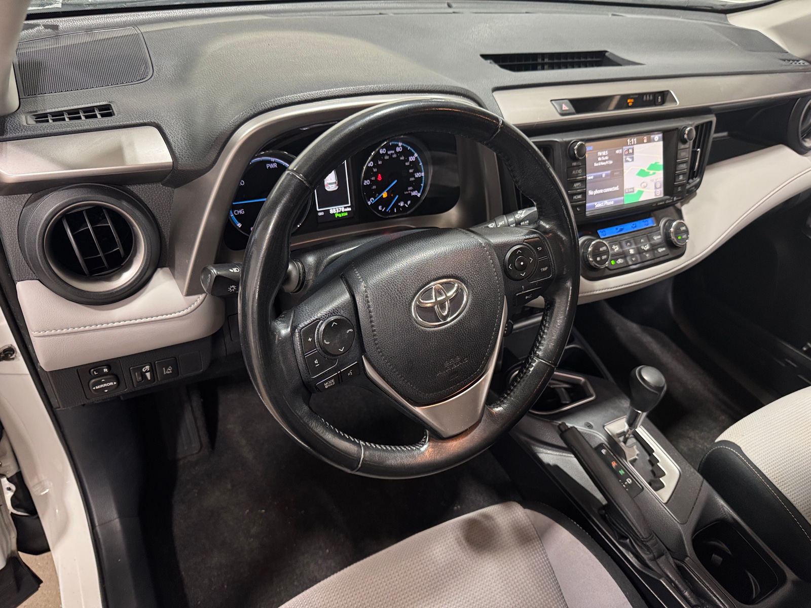 Thumbnail: 2018 Toyota RAV4 - 3