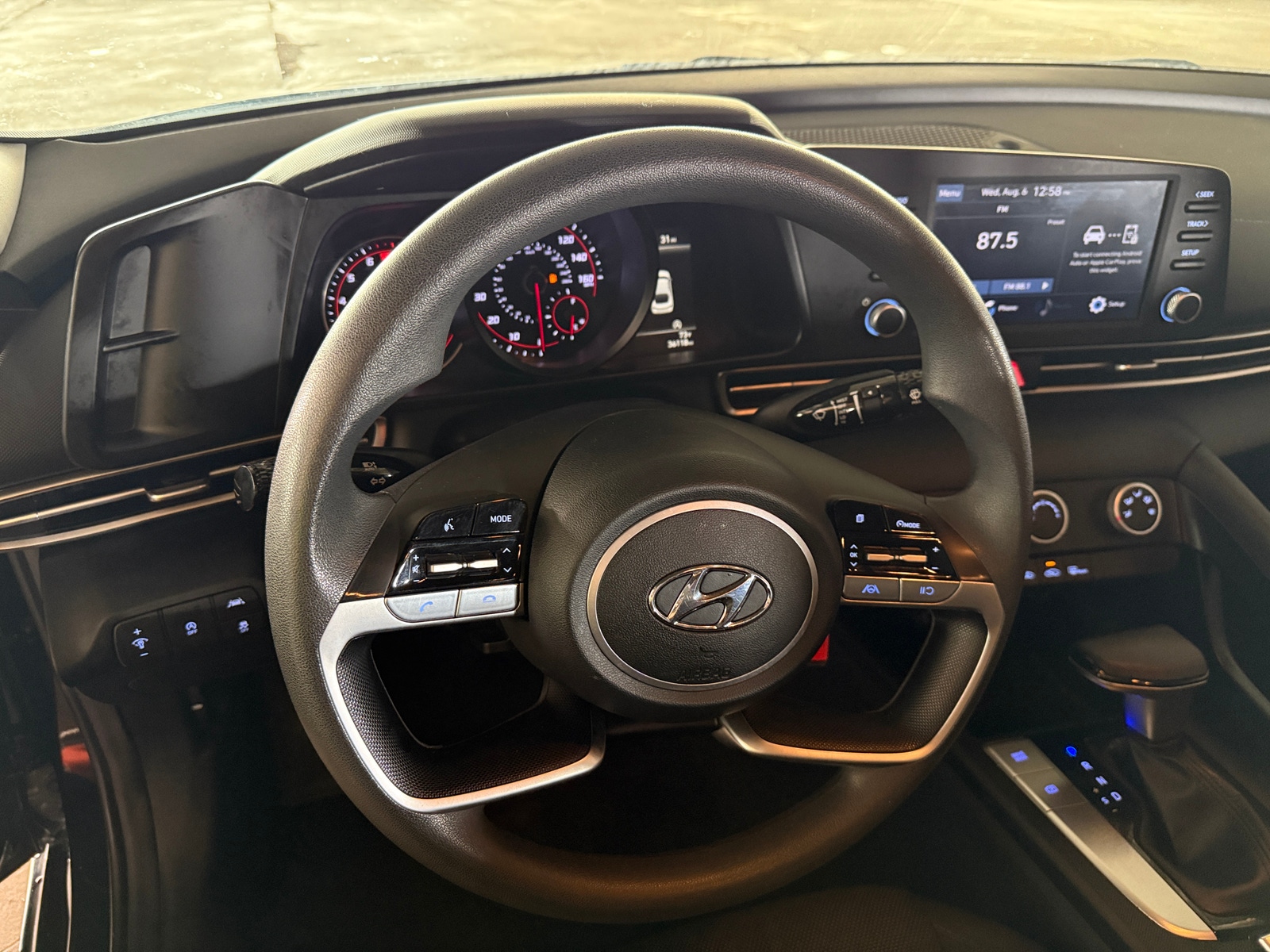 Thumbnail: 2023 Hyundai Elantra - 5