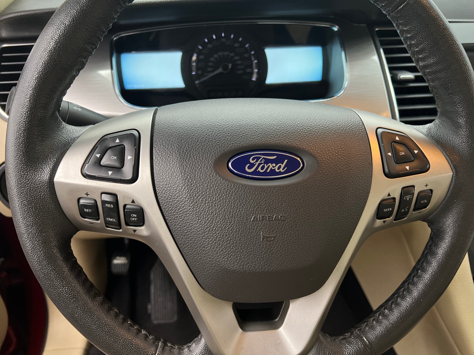 Thumbnail: 2018 Ford Taurus - 4