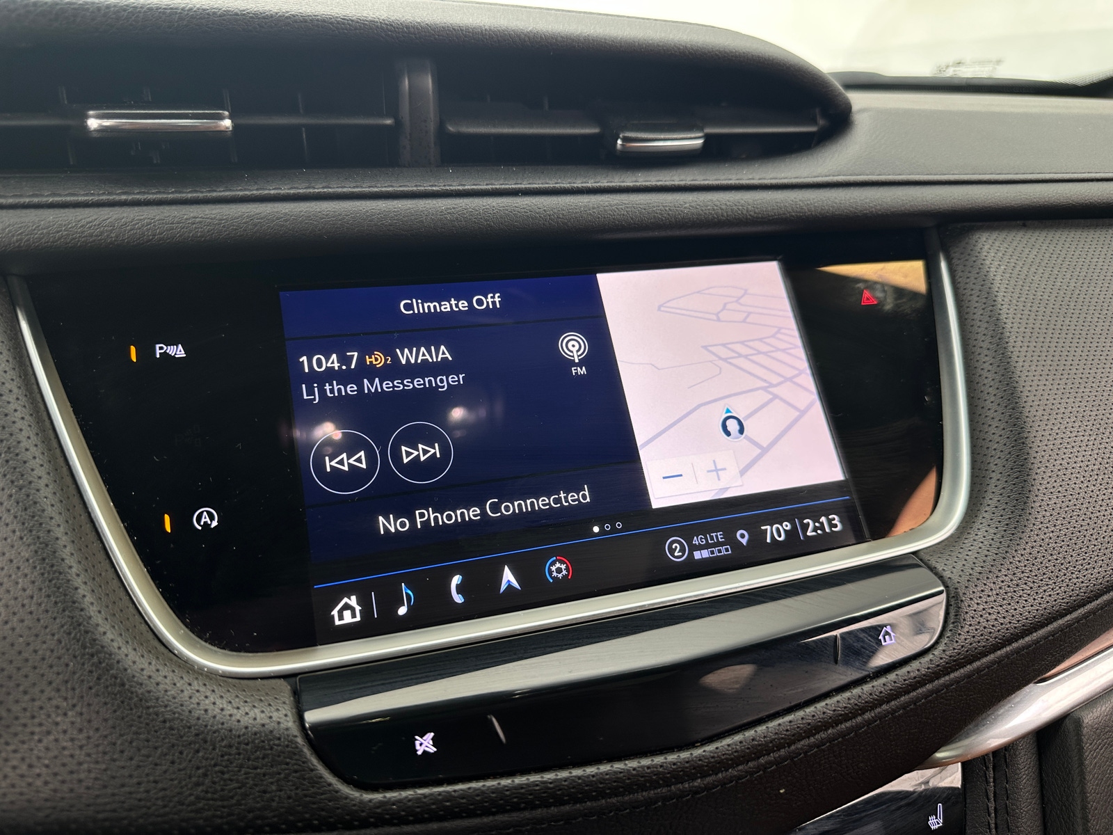Thumbnail: 2022 Cadillac XT5 - 3