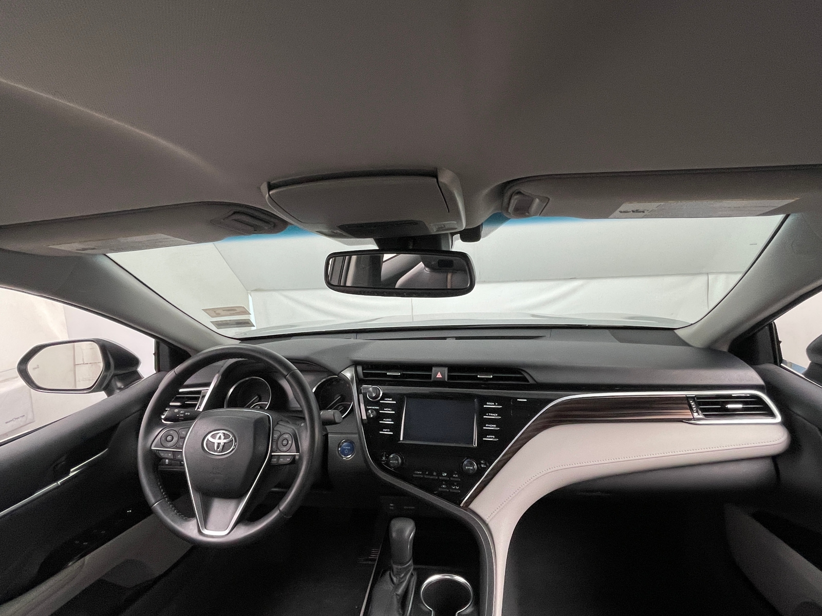 Thumbnail: 2018 Toyota Camry - 2