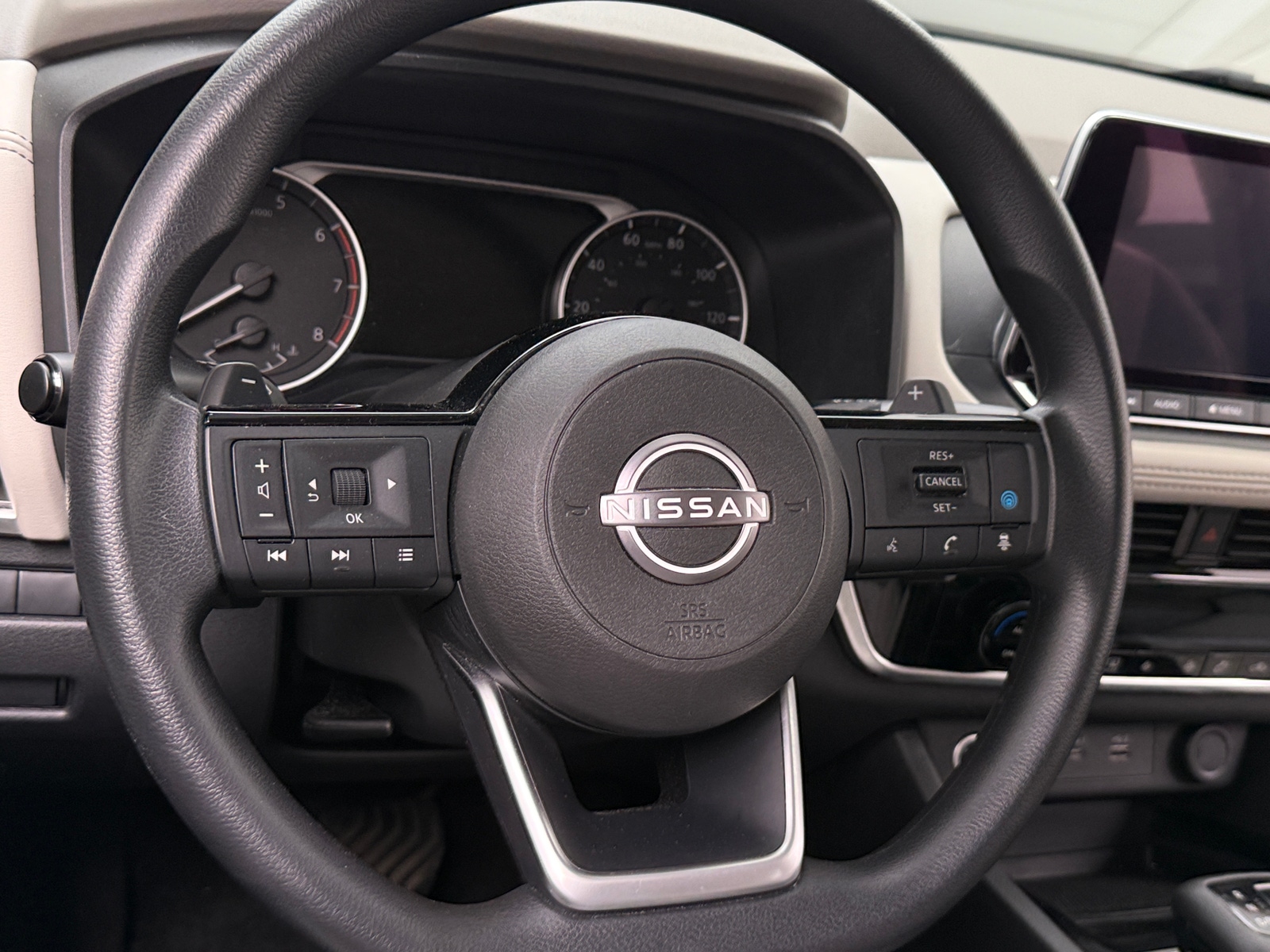Thumbnail: 2022 Nissan Rogue - 5