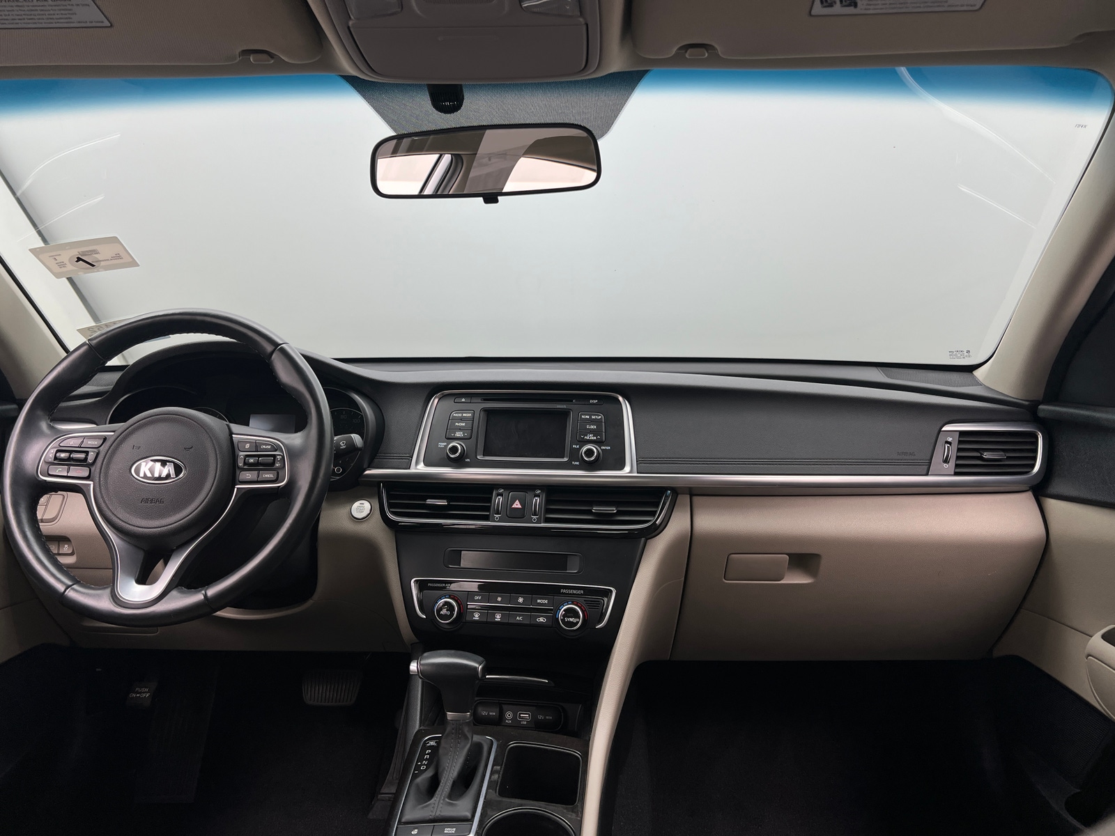 Thumbnail: 2016 Kia Optima - 2