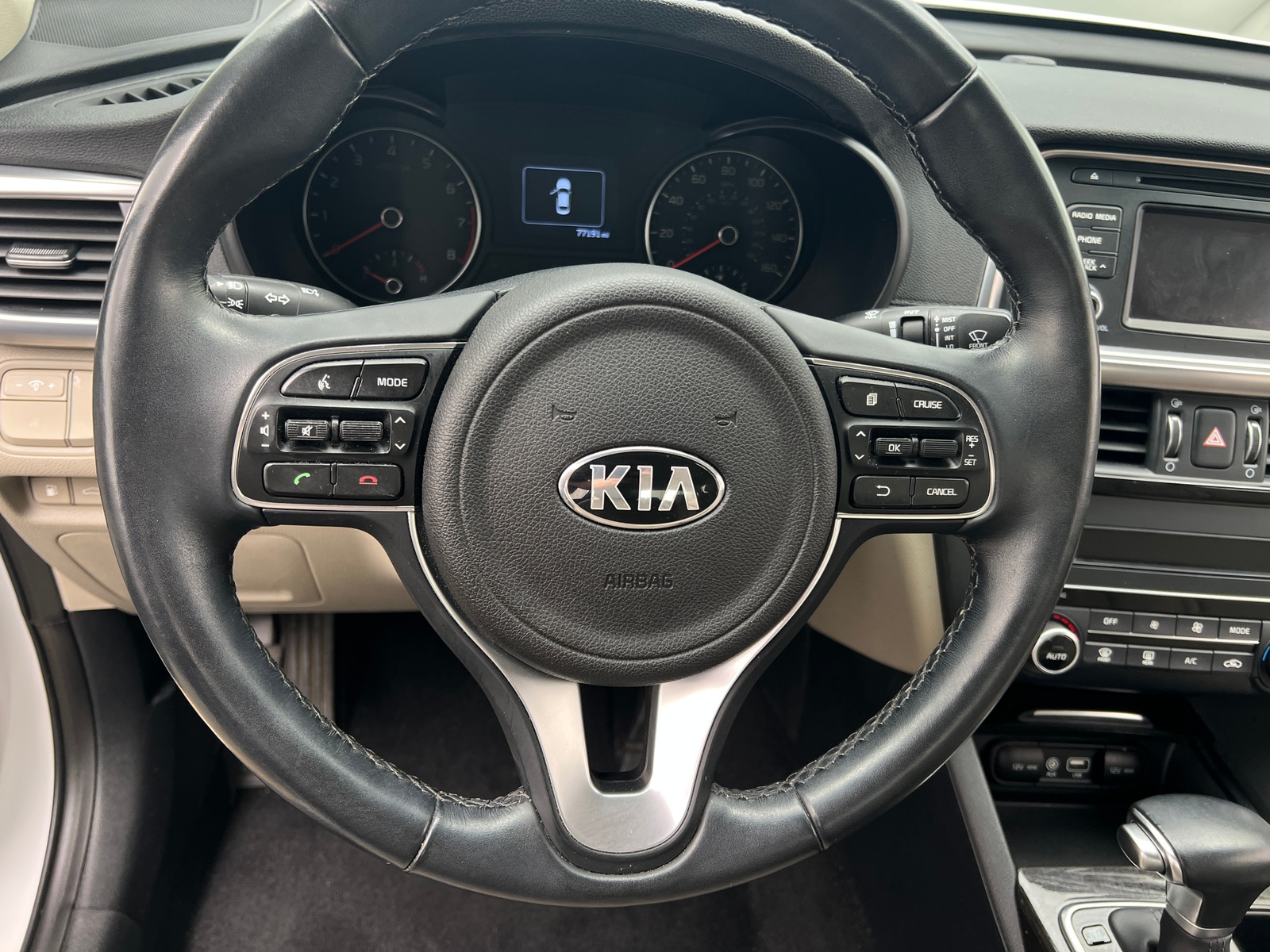 Thumbnail: 2016 Kia Optima - 4