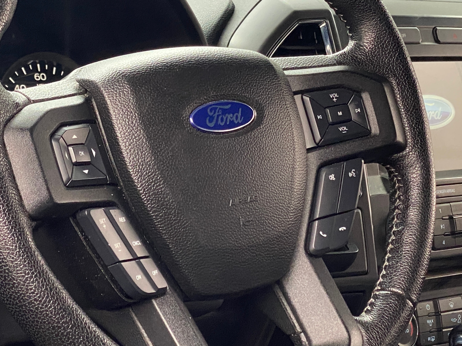Thumbnail: 2016 Ford Econoline - 5