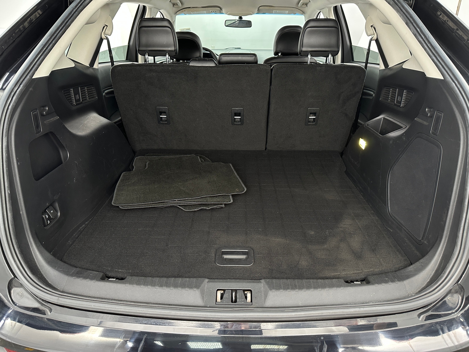 Thumbnail: 2016 Ford Edge - 6