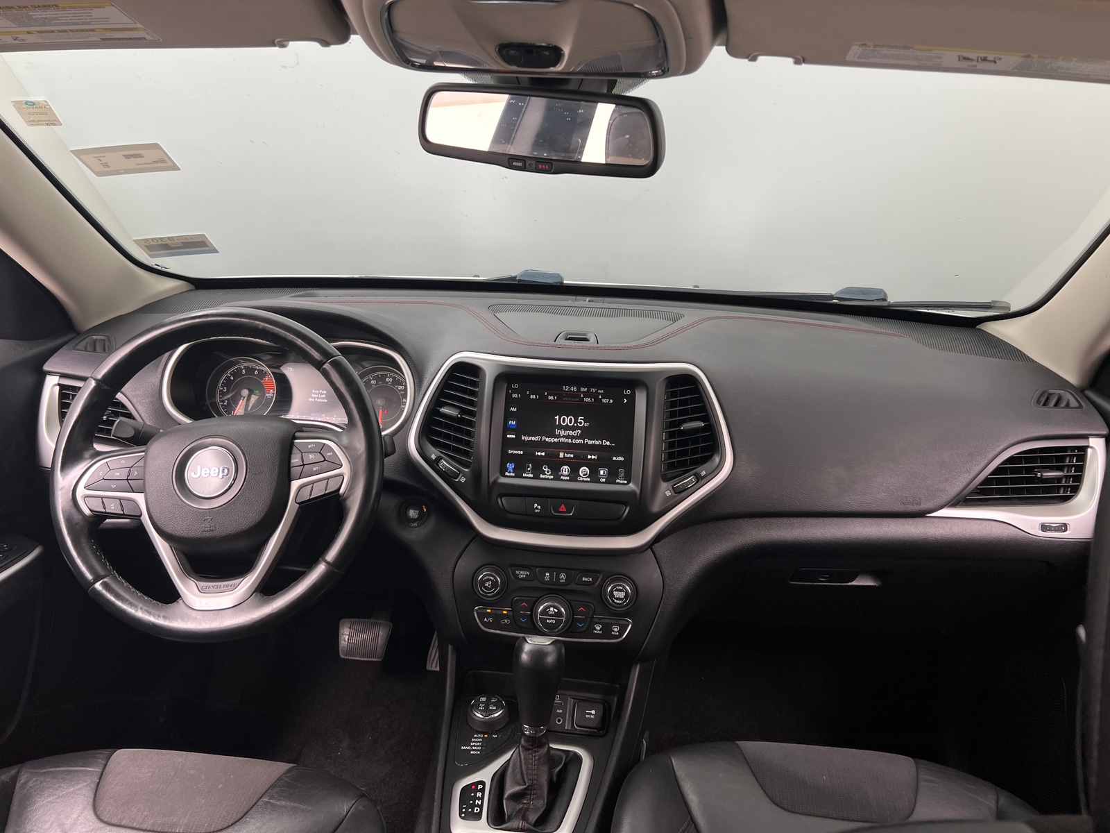 Thumbnail: 2018 Jeep Cherokee - 3