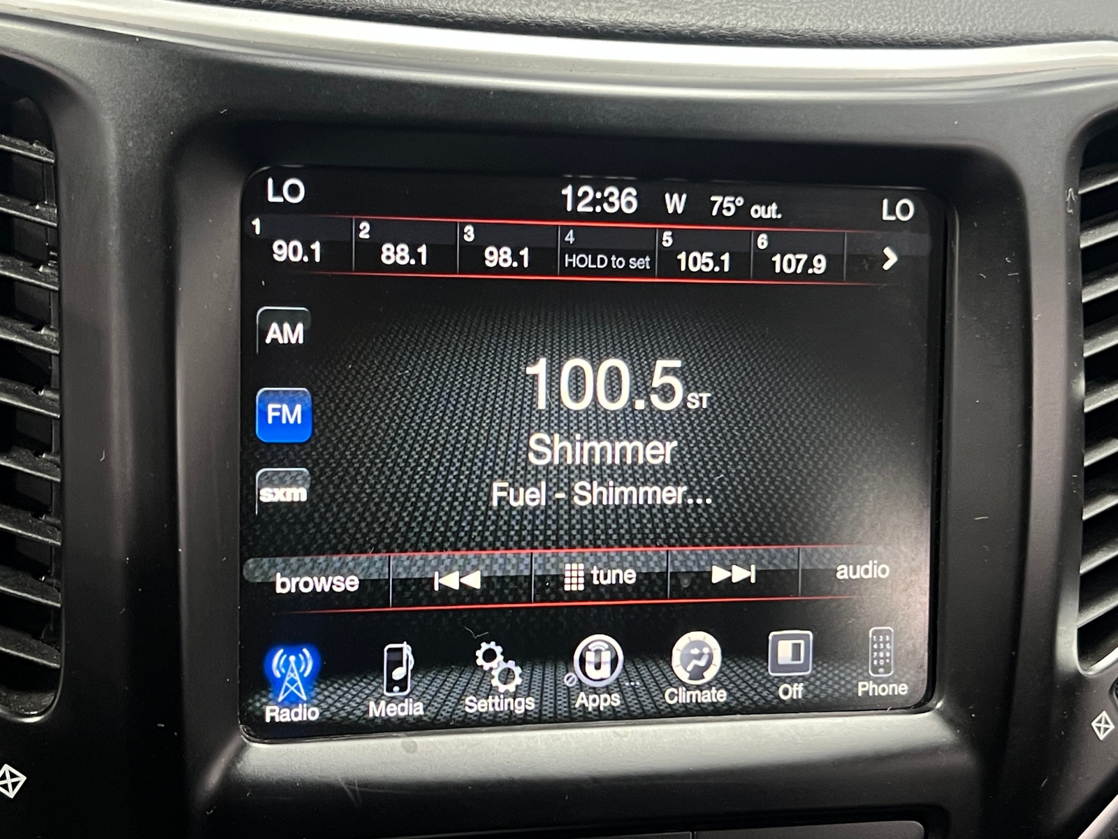 Thumbnail: 2018 Jeep Cherokee - 4