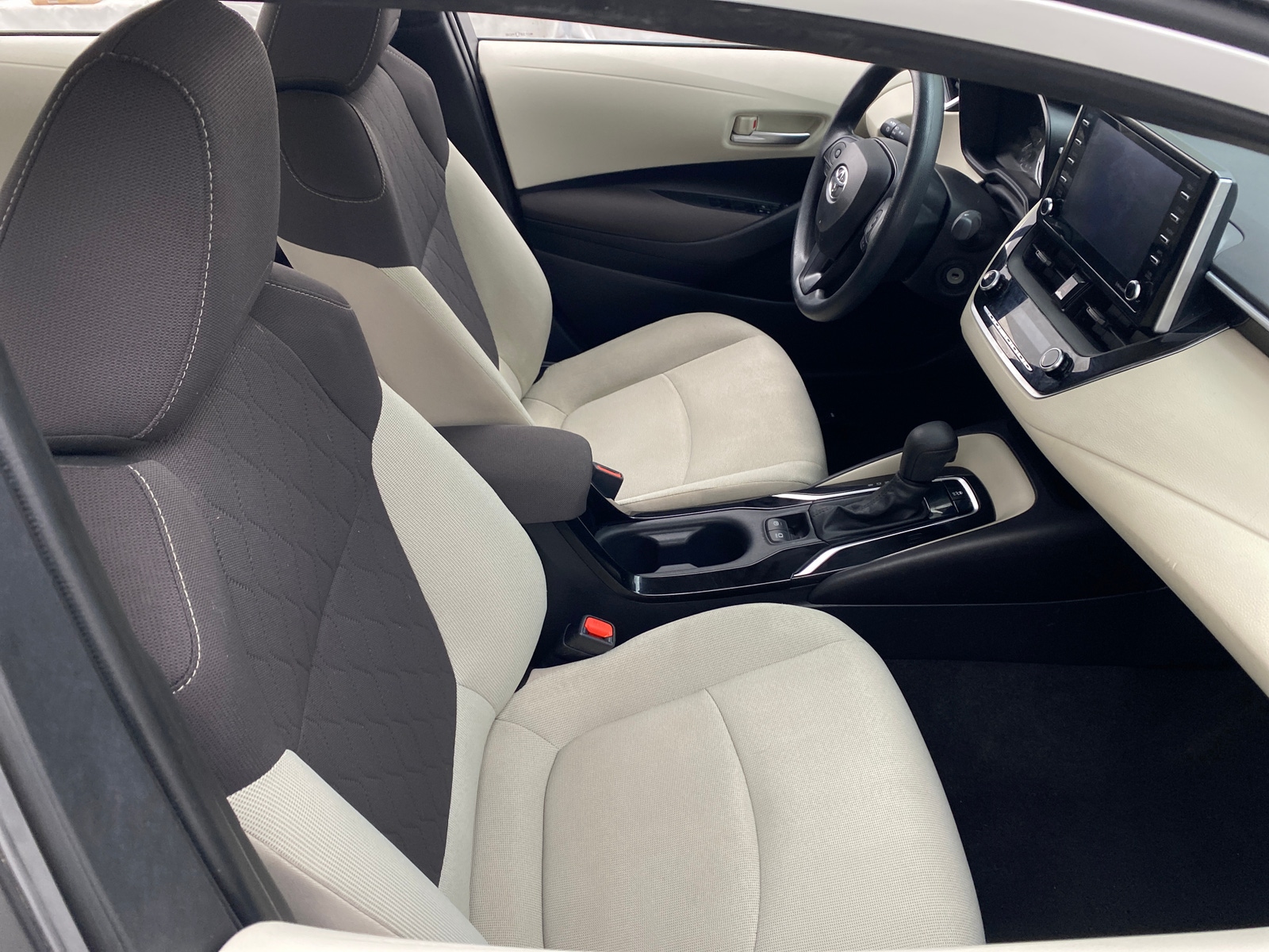 Thumbnail: 2021 Toyota Corolla - 2