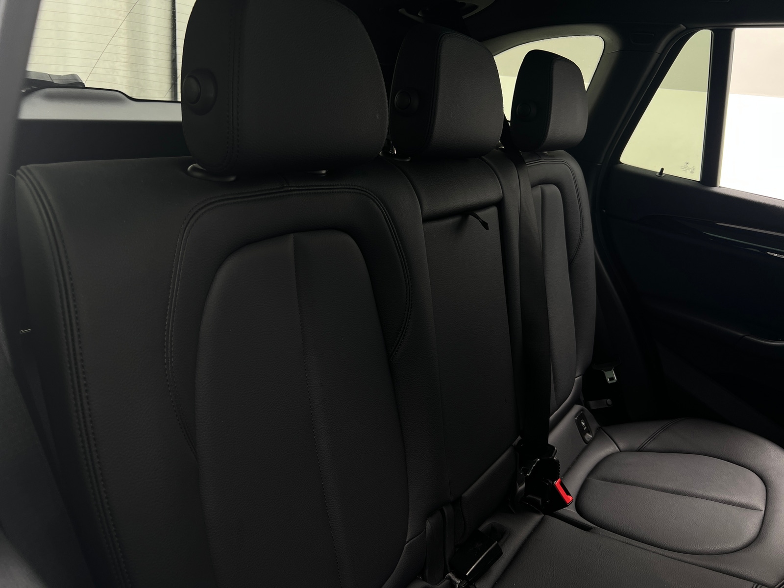 Thumbnail: 2019 BMW X1 - 5