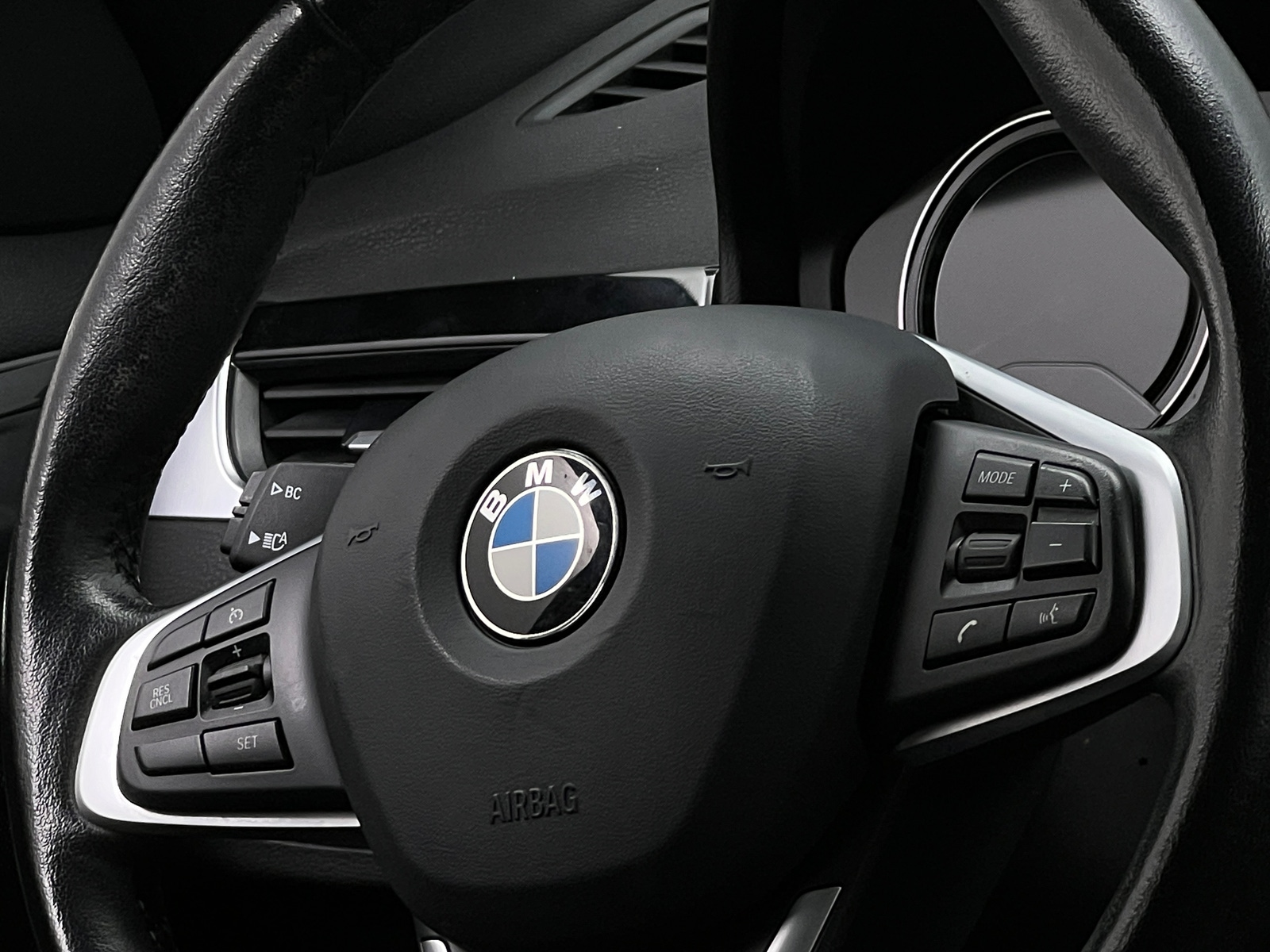 Thumbnail: 2019 BMW X1 - 4
