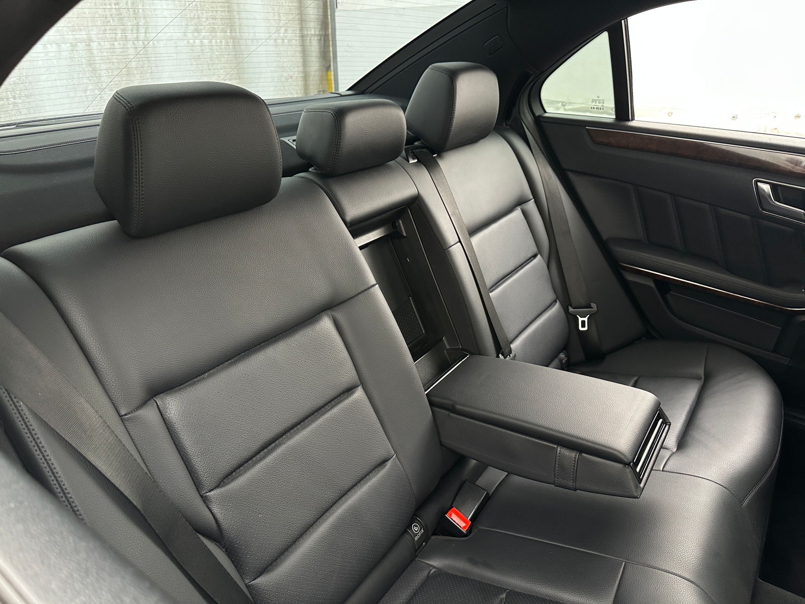 Thumbnail: 2013 Mercedes-Benz E-Class - 5
