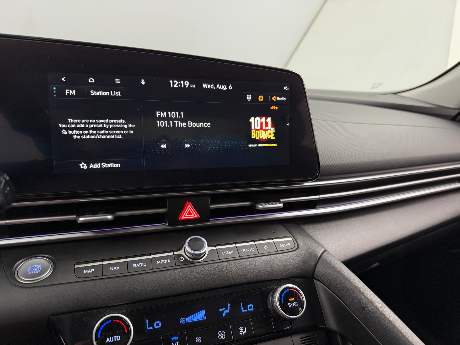 Thumbnail: 2024 Hyundai Elantra - 4