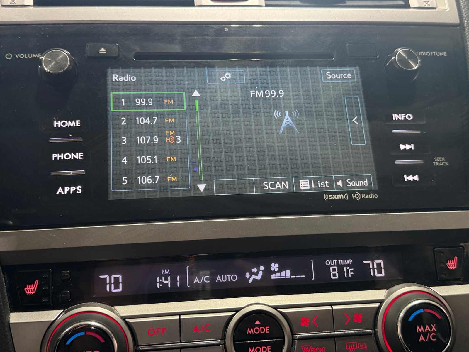 Thumbnail: 2016 Subaru Outback - 4