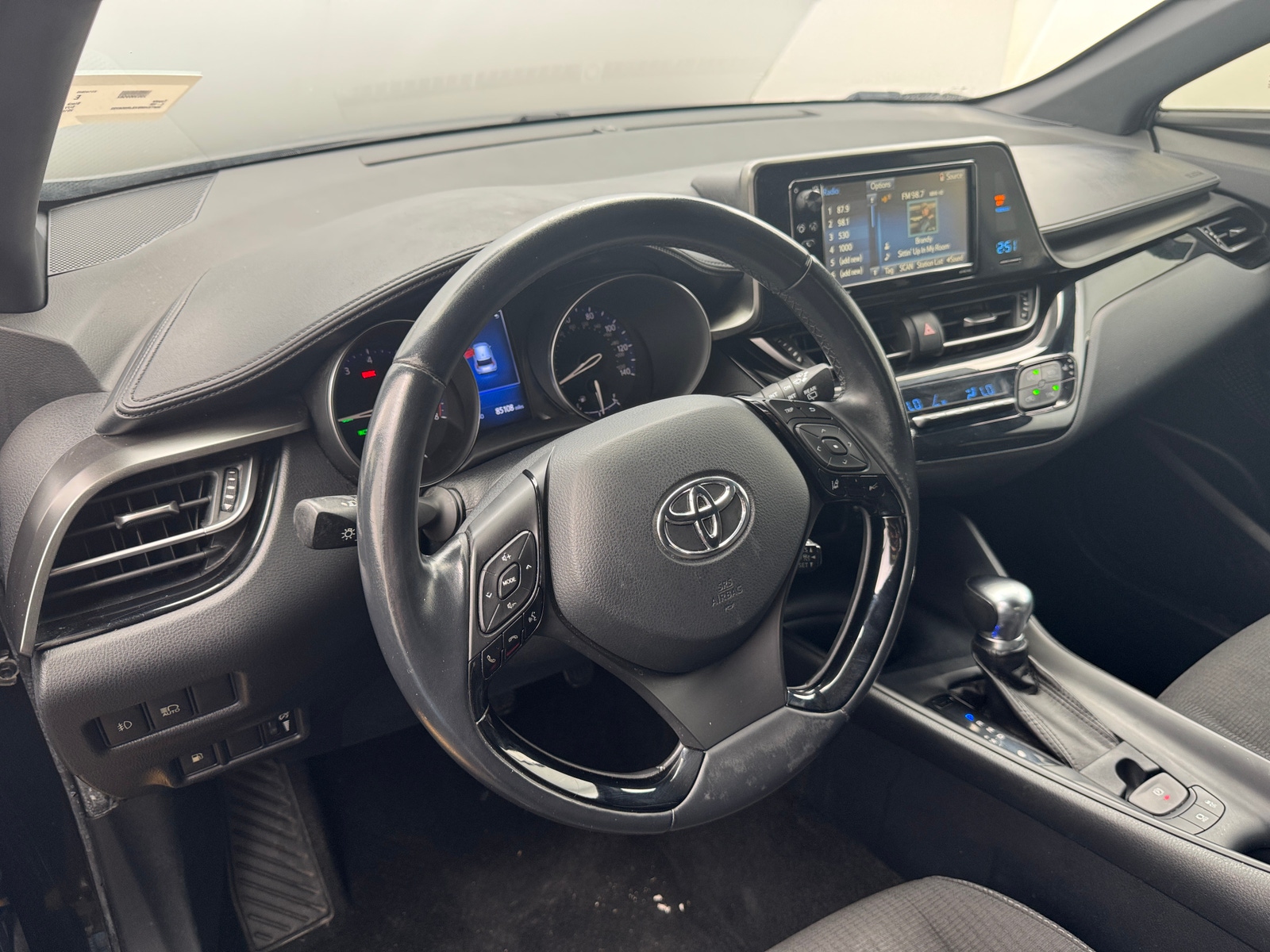 Thumbnail: 2018 Toyota C-HR - 3