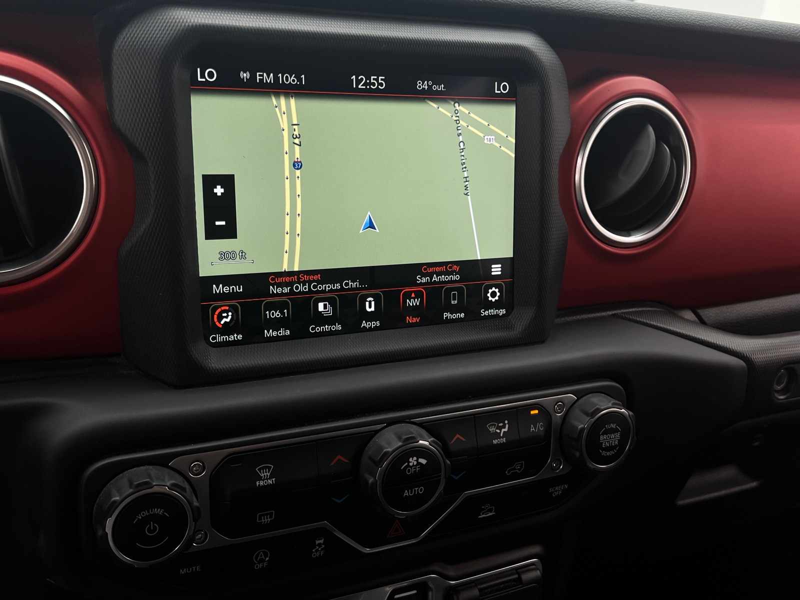 Thumbnail: 2020 Jeep Gladiator - 4