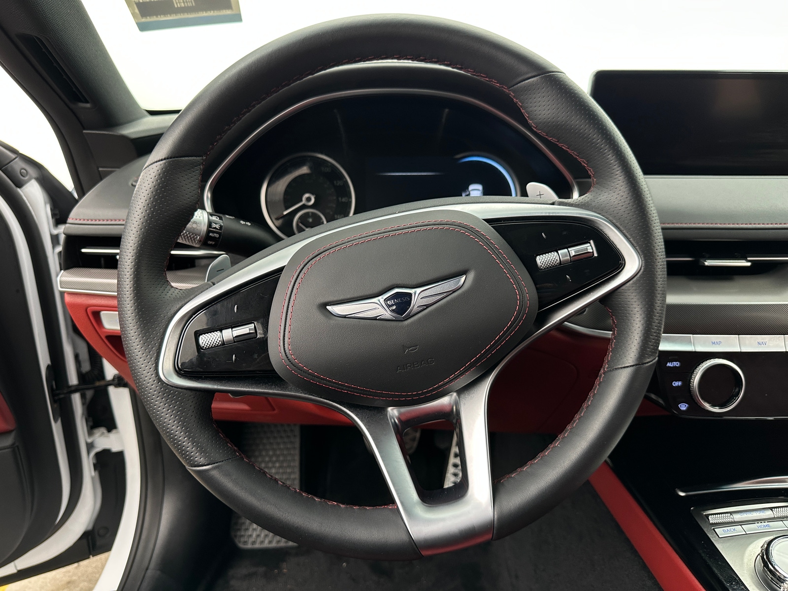 Thumbnail: 2024 Genesis G80 - 4