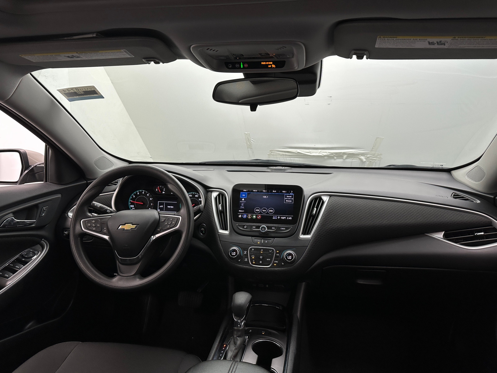Thumbnail: 2023 Chevrolet Malibu - 3